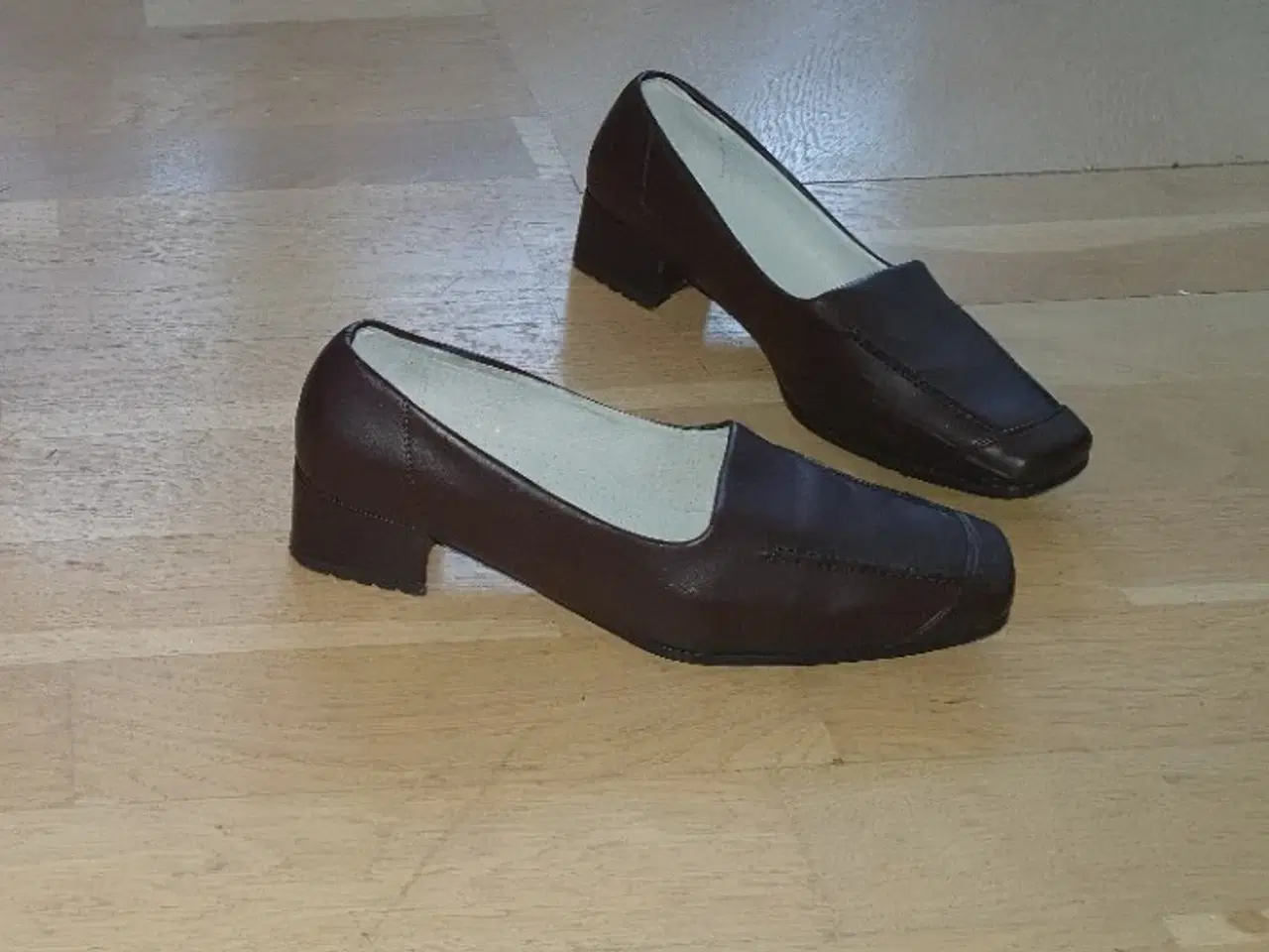 Billede 3 - Damesko