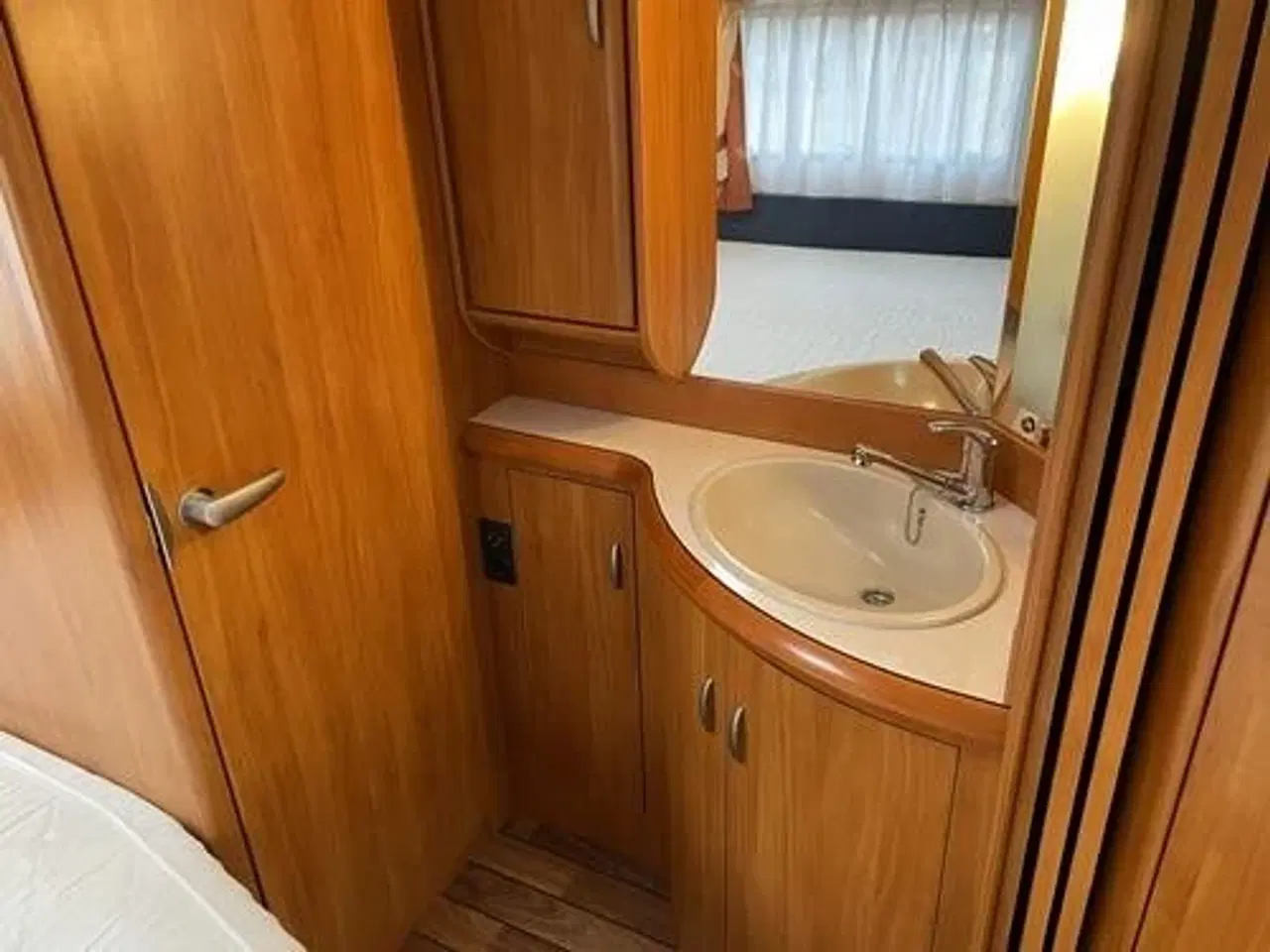 Billede 8 - Hobby EXCELLENT 560 UFe