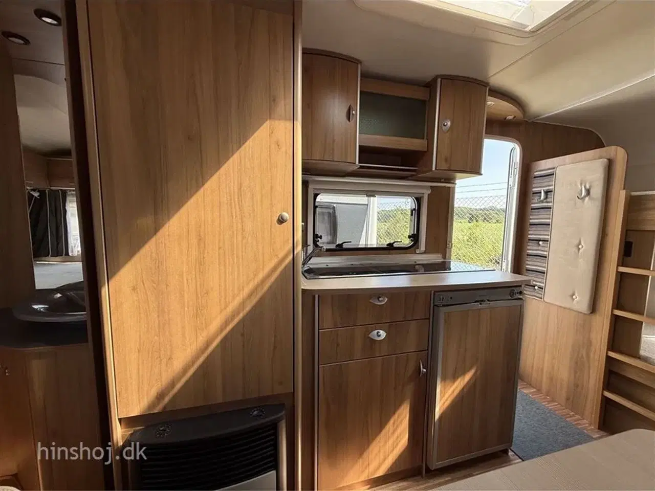 Billede 6 - 2008 - Bürstner Averso 495 TK   Velholdt køjevogn med lav egenvægt fra Hinshøj Caravan