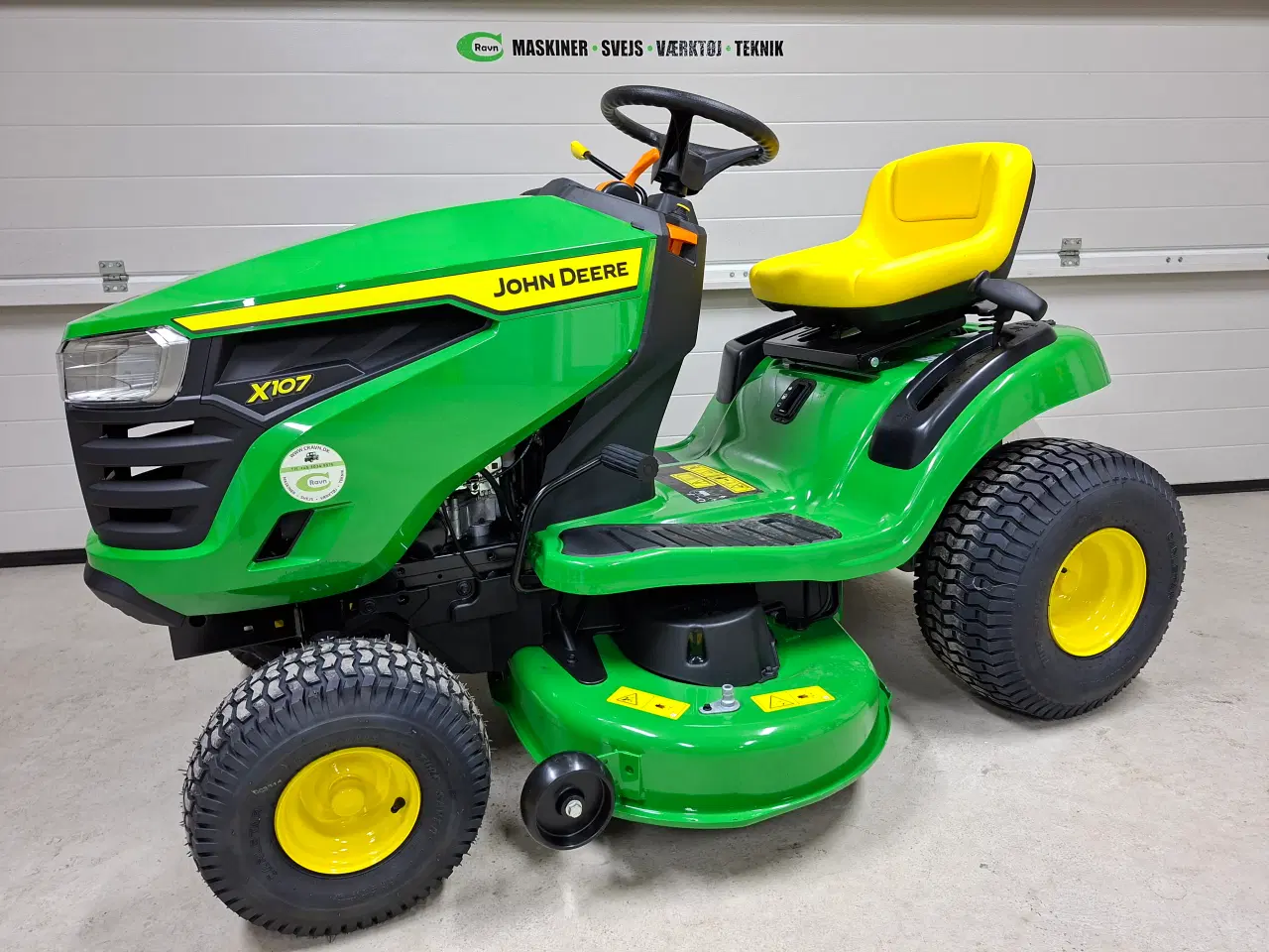 Billede 1 - John Deere X107