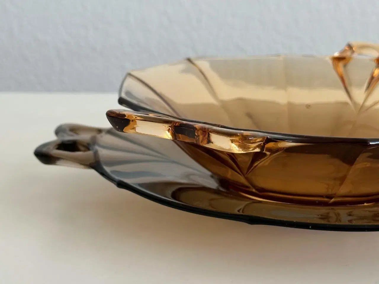 Billede 6 - Sæt af rav- og røgfarvet m hanke, Fostoria Glass, samlet pris