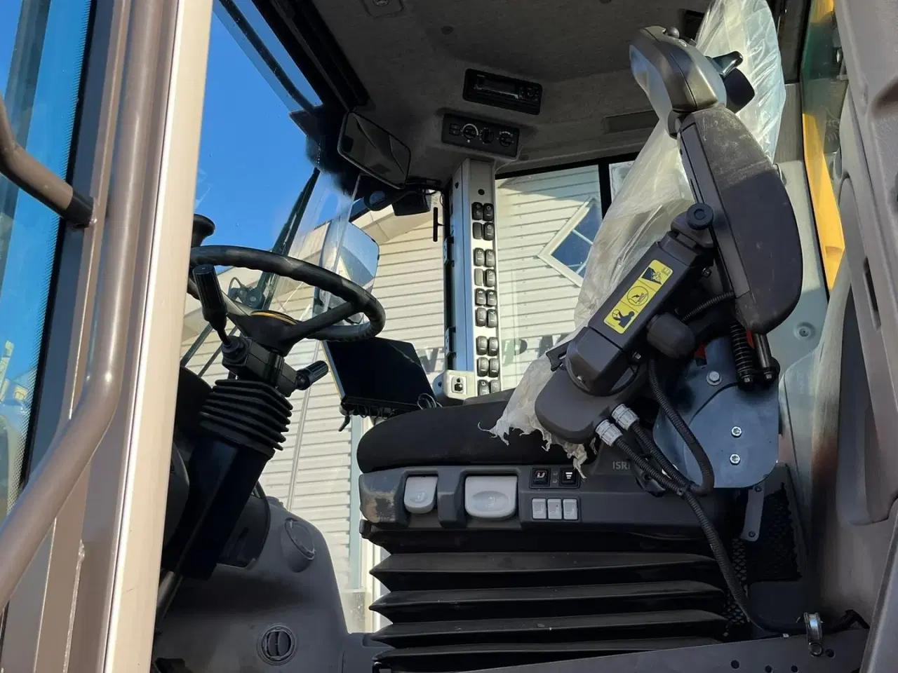 Billede 5 - Volvo L 70 H H2, BEMÆRK MED GARANTI FRA VOLVO FREM TIL DEN 18.6.2026. AGRICULTURE DK-maskine, Co-Pilot & med 750mm Michelin MEGA X BIB hjul.