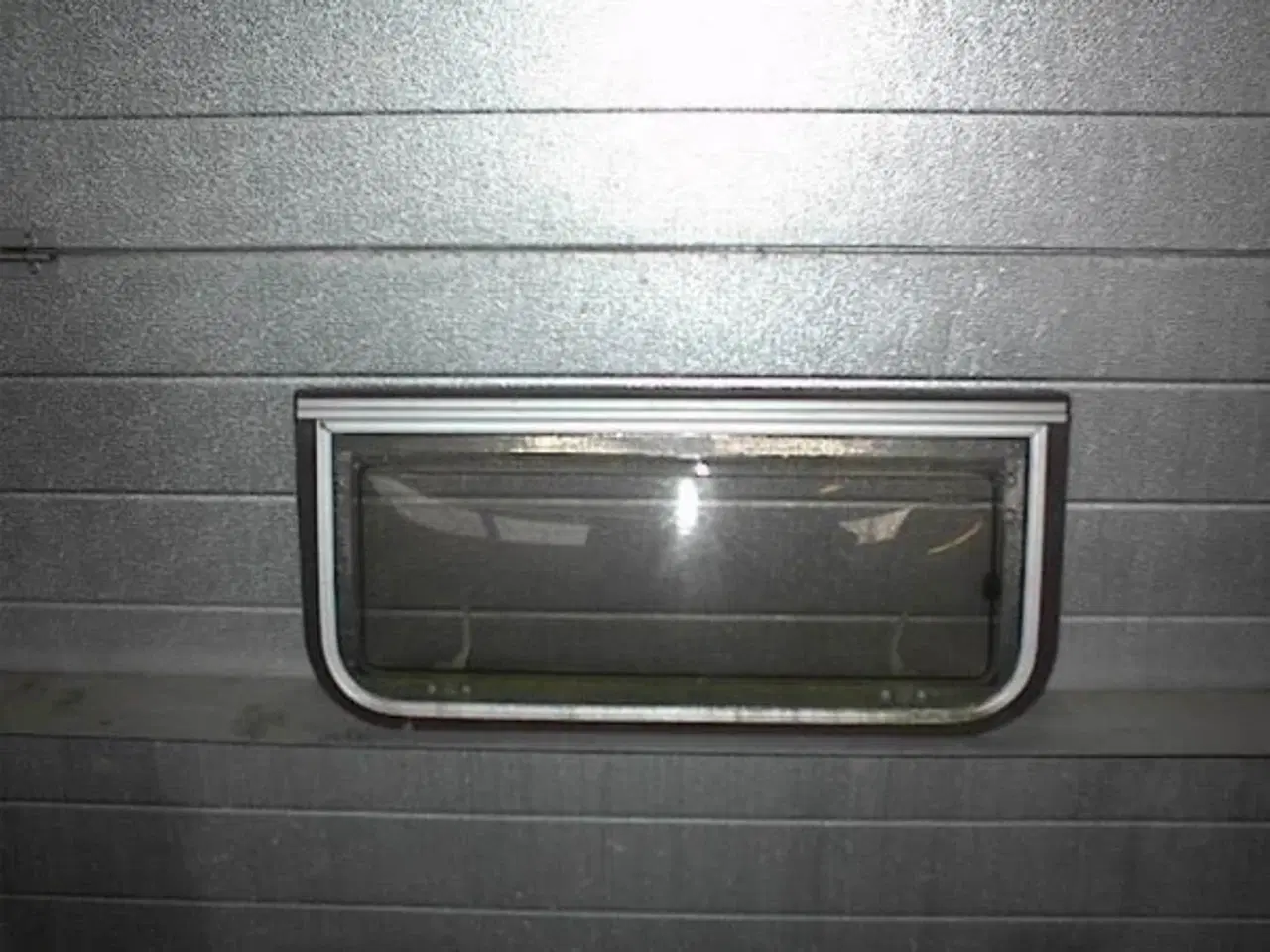 Billede 1 - Køkken Rude