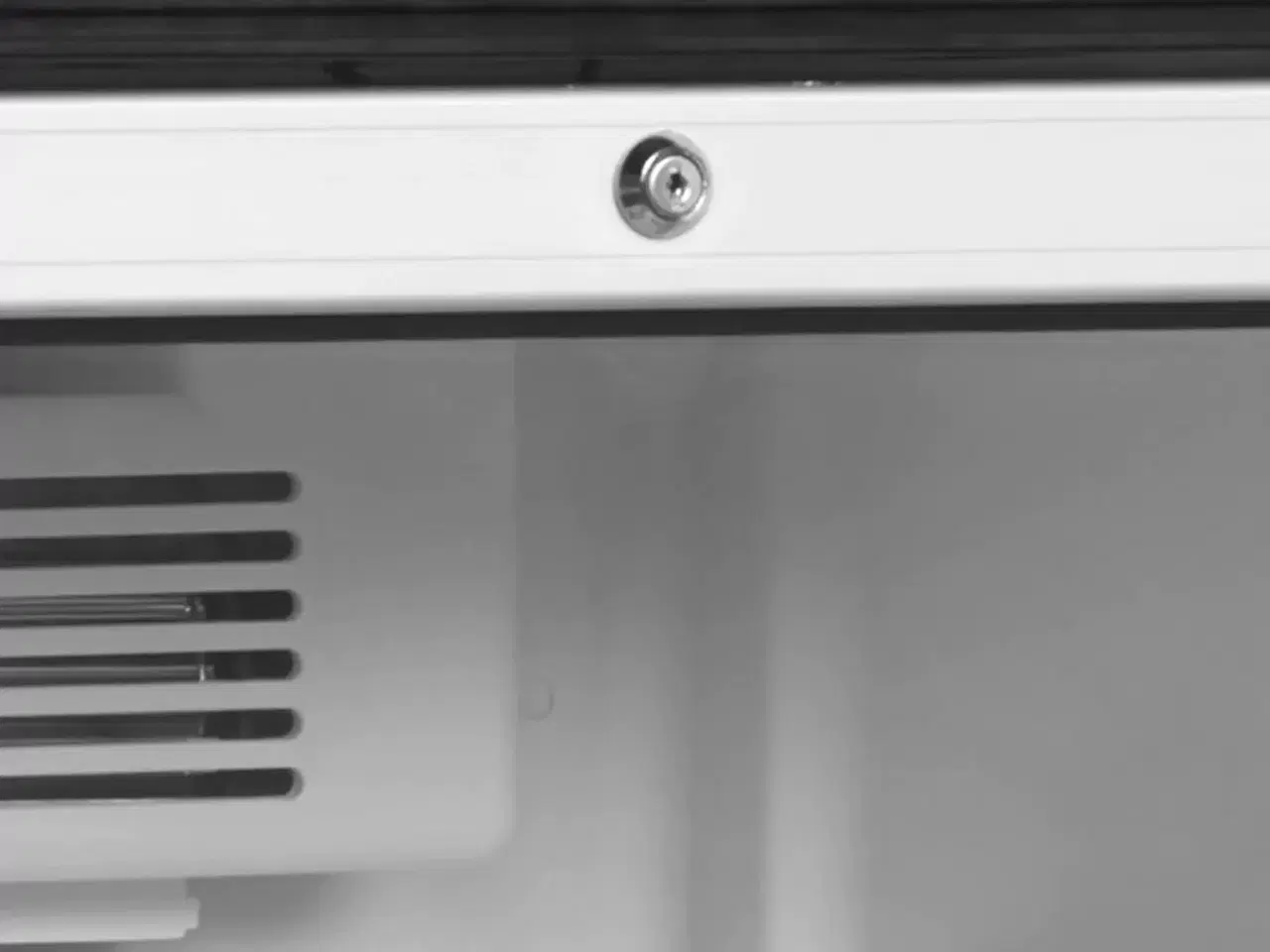 Billede 3 - Tefcold Flaskekøleskab – B595 x D640 x H1635 mm