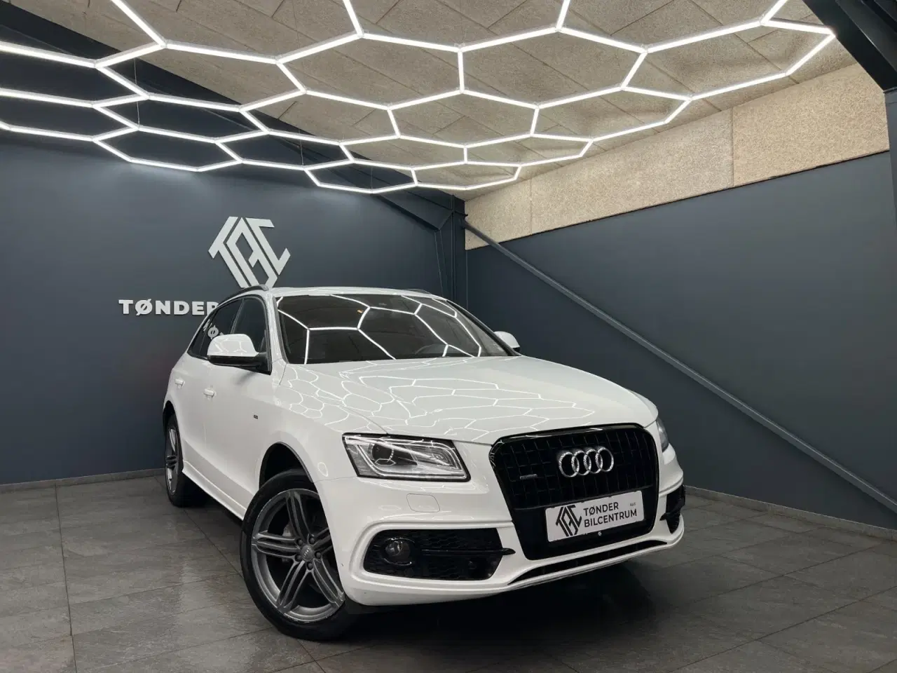 Billede 1 - Audi Q5 2,0 TFSi 225 S-line quattro Tiptr.