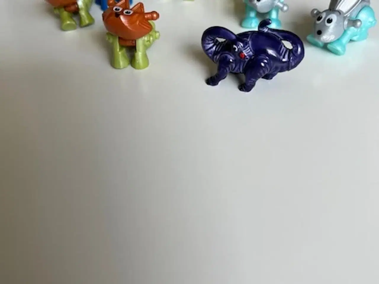 Billede 2 - samlerfigurer/ små figurer legetøj