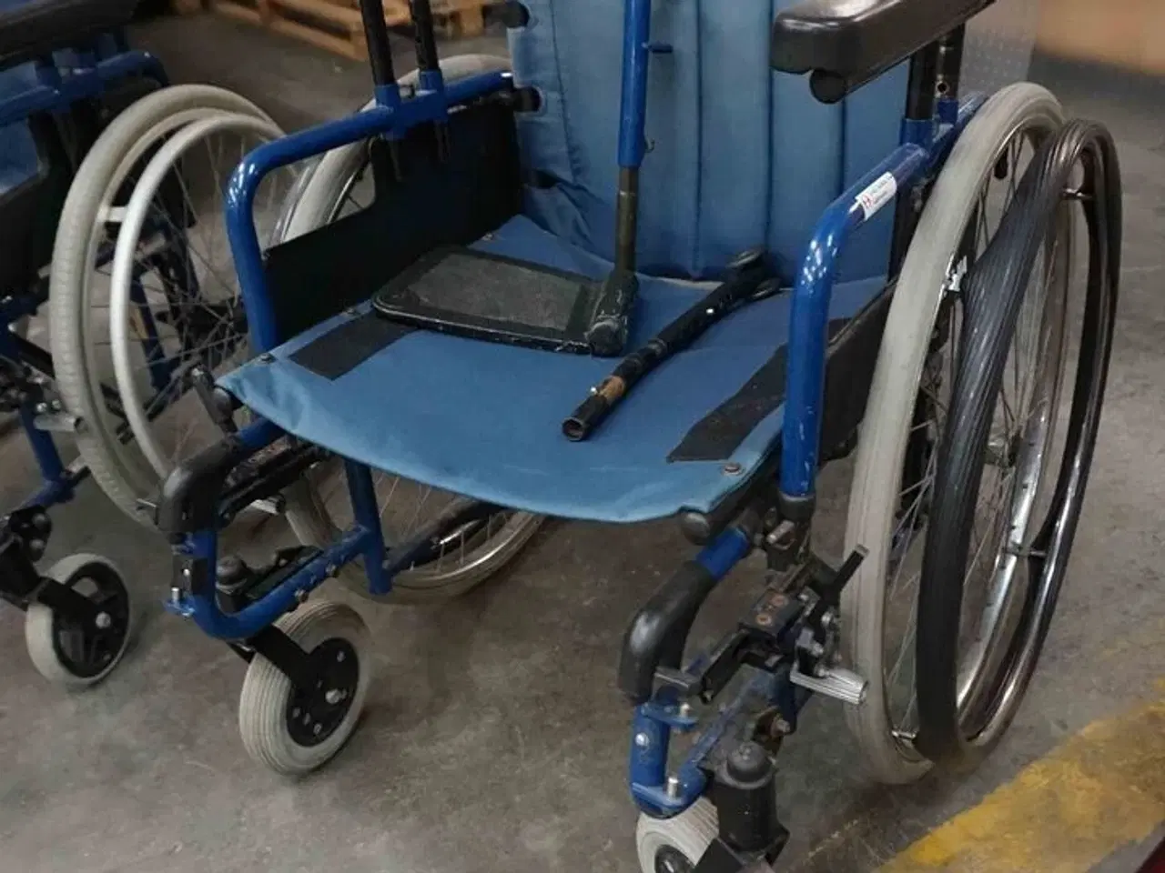 Billede 4 - 2 stk Rullestole og Rollator (MOMSFRI)