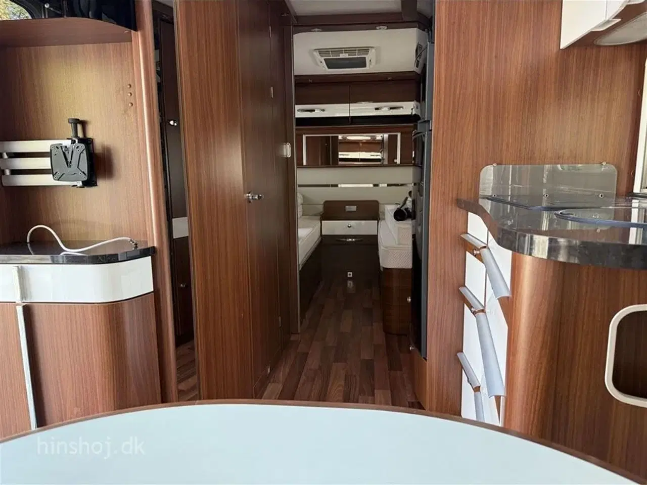 Billede 5 - 2013 - Hymer Nova S 540   Dejlig vogn med rundsidegruppe og enkelsenge fra Hinshøj Caravan A/S