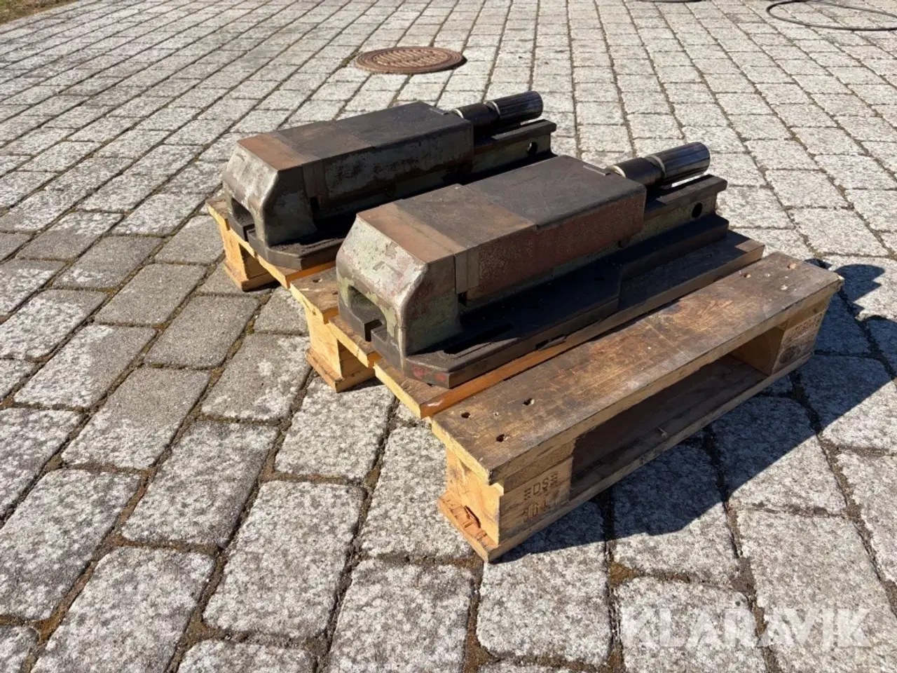 Billede 5 - Maskineskruestikke uden Palle 2 styk.