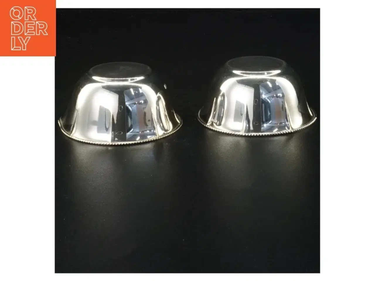 Billede 2 - Sølvfarvede metalskåle (str. 9 x 4 cm)