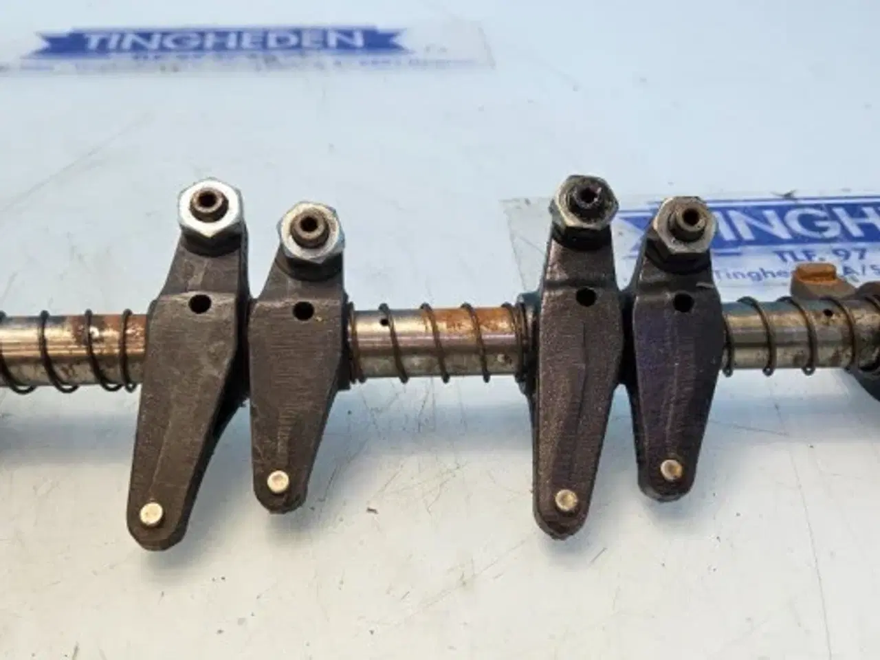 Billede 8 - John Deere  6068   Vippeaksel  RE536260