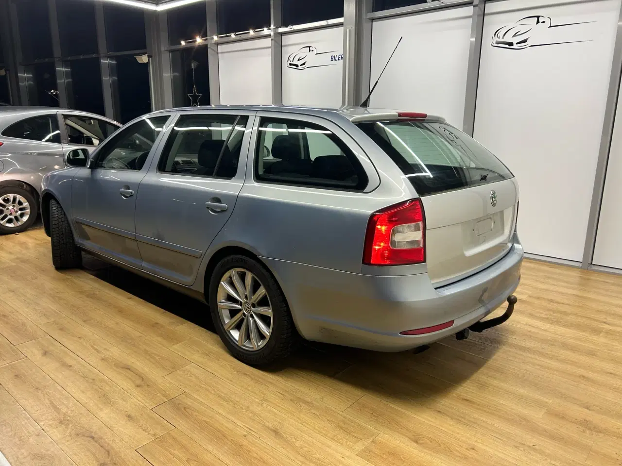 Billede 5 - Skoda Octavia Combi 1,6 Commonrail DPF Elegance 105HK Stc