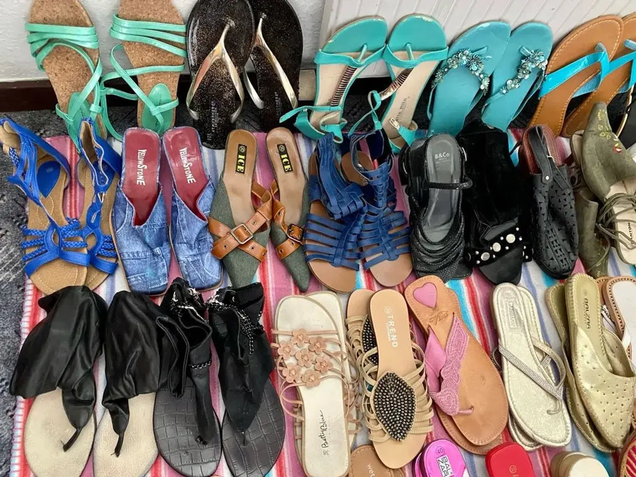 Billede 3 - Diverse sommer sandaler til salg