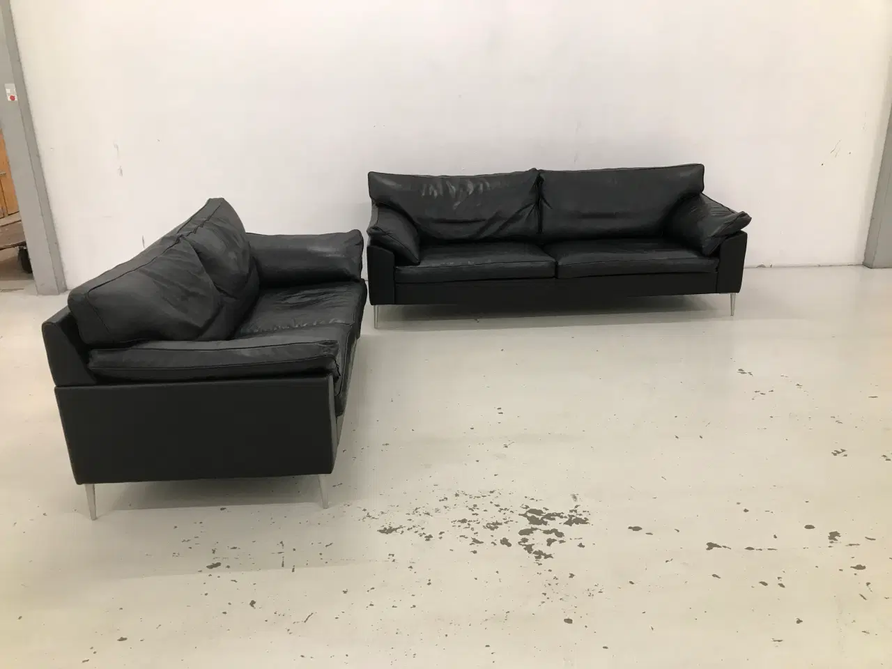 Billede 3 - Søren Lund SL329 2x3 Pers.Sofagruppe i sort læder.