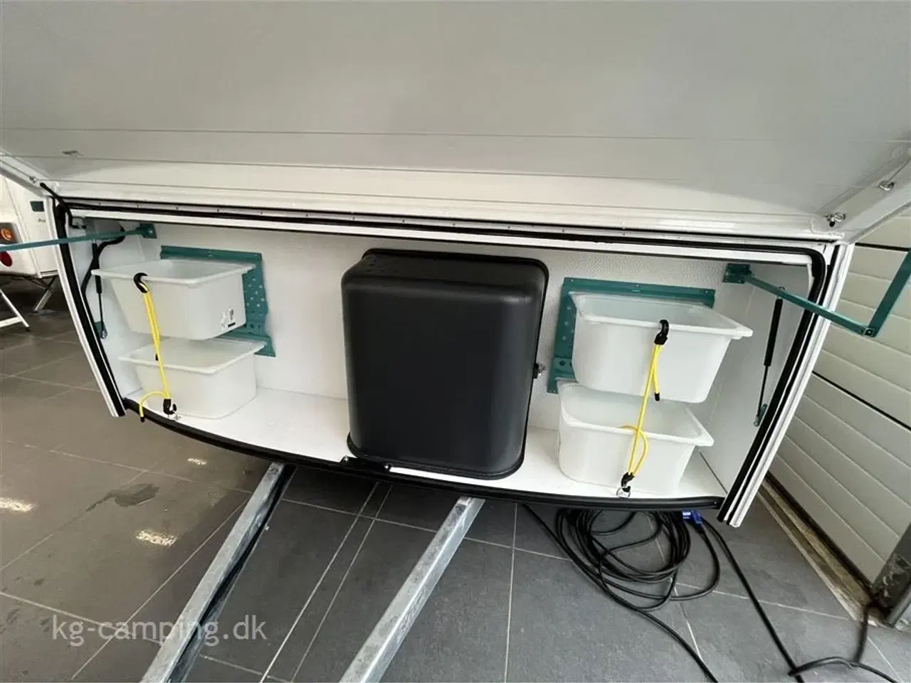 Billede 14 - 2024 - Adria Aviva 563 PT   Populær familievogn med 3 køjer og lav vægt