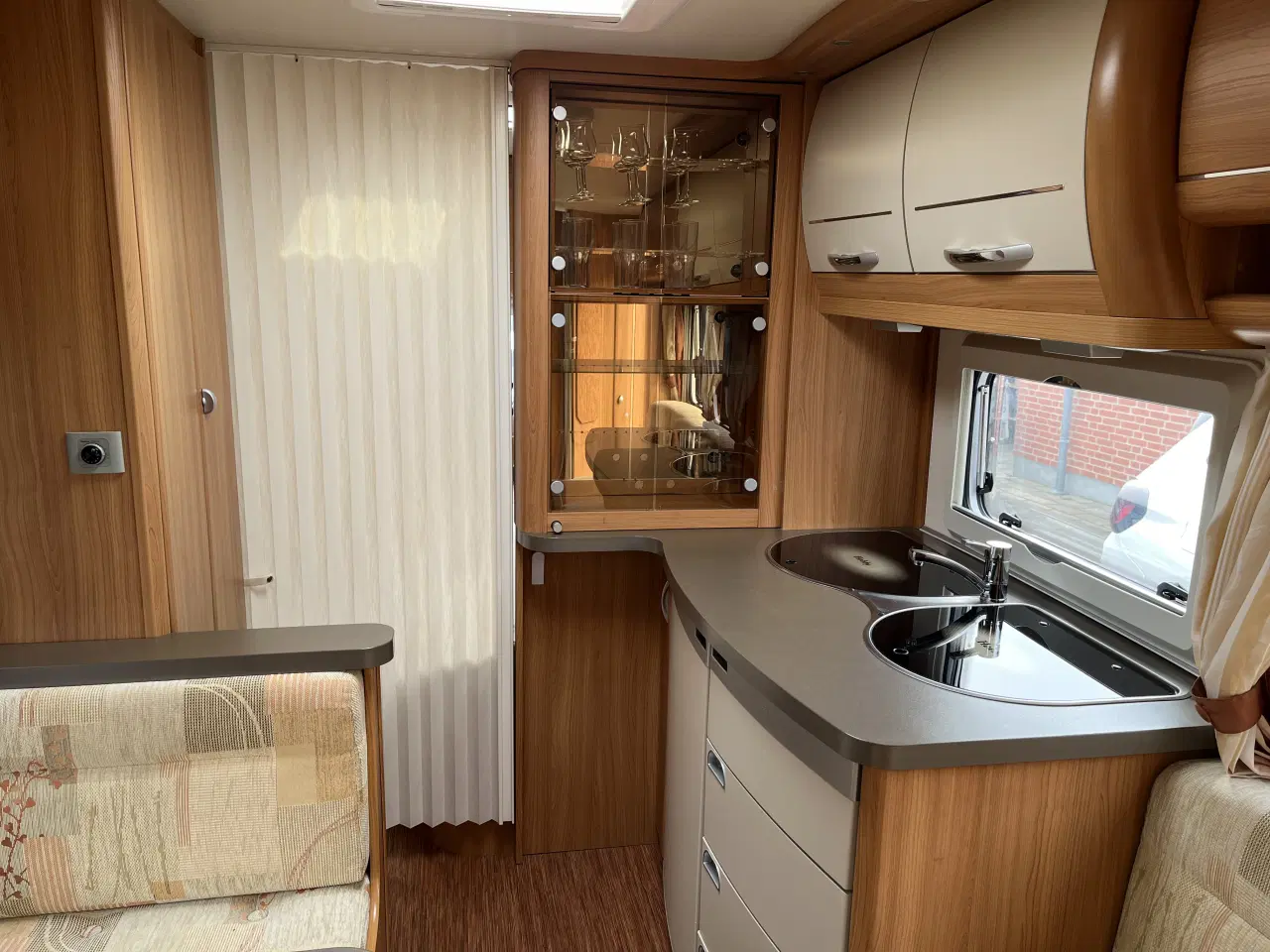 Billede 7 - Hobby 540 kmfe køjevogn