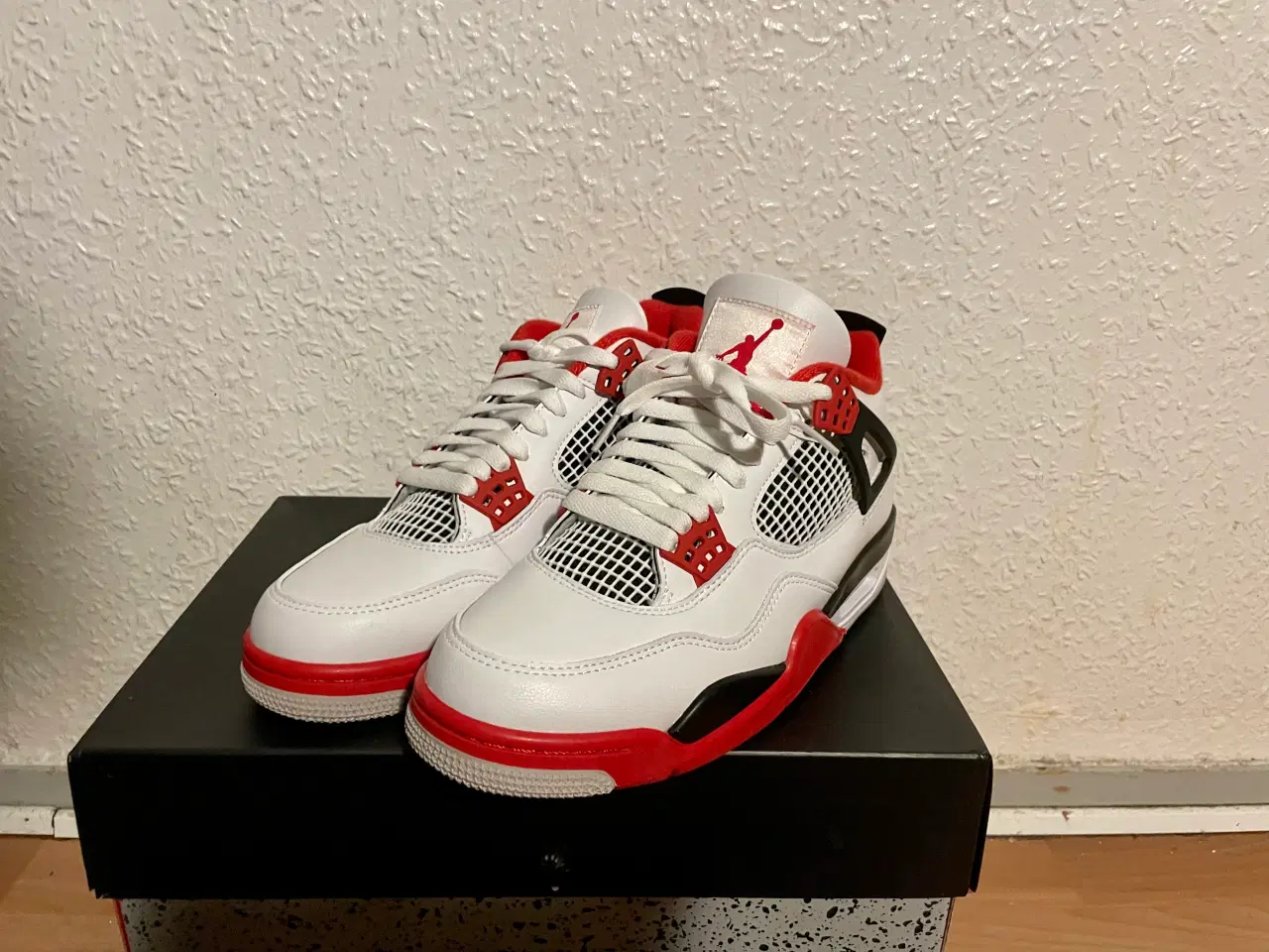 Billede 2 - Jordan 4 Retro fire red 