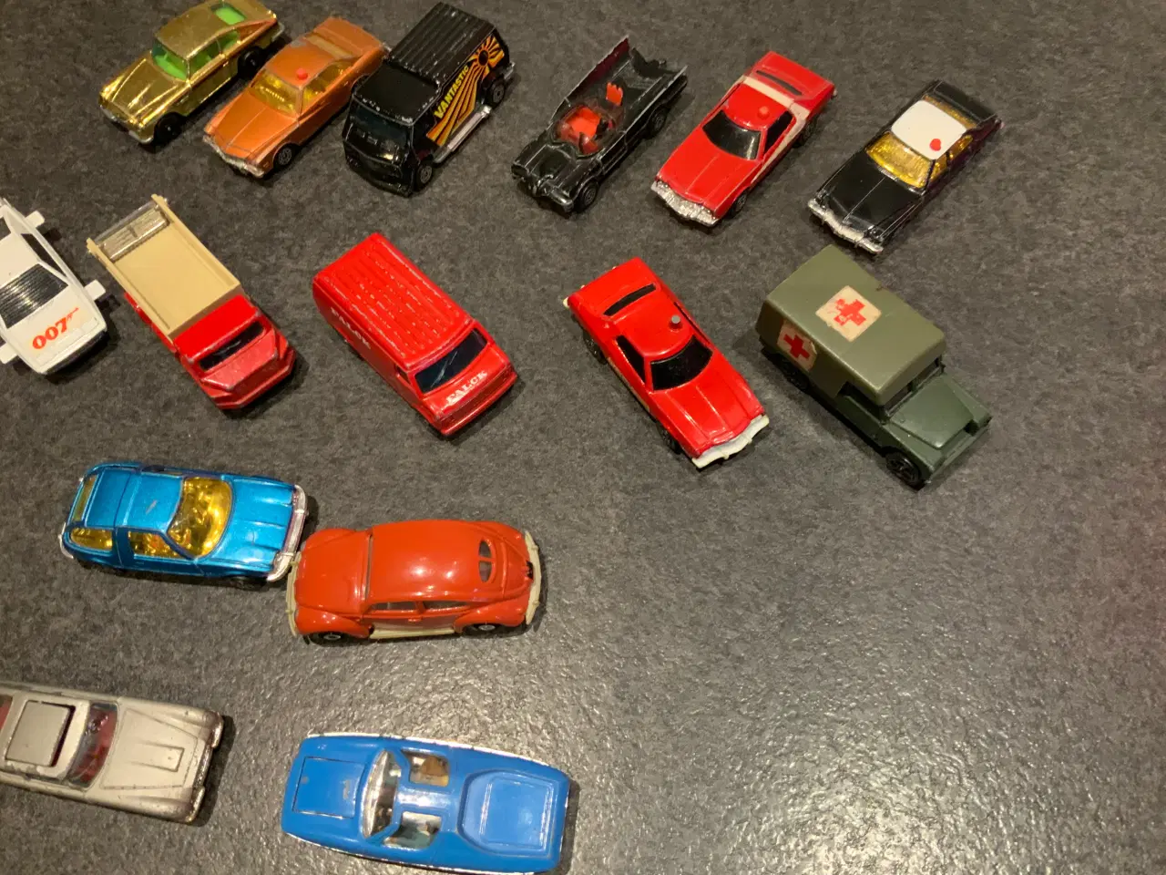 Billede 3 - 15 gamle legetøjsbiler