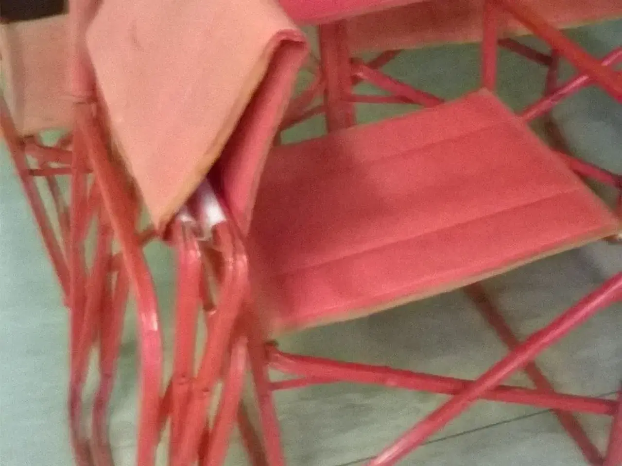 Billede 2 - NEDSAT 5 rødorange klapsammen stole