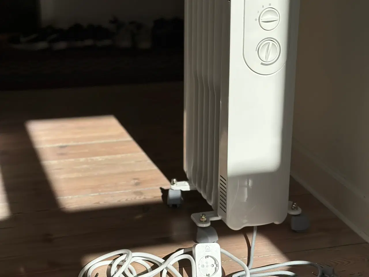 Billede 2 - Adax Nova 15 oliefyldt el radiator på 1500W med 7 