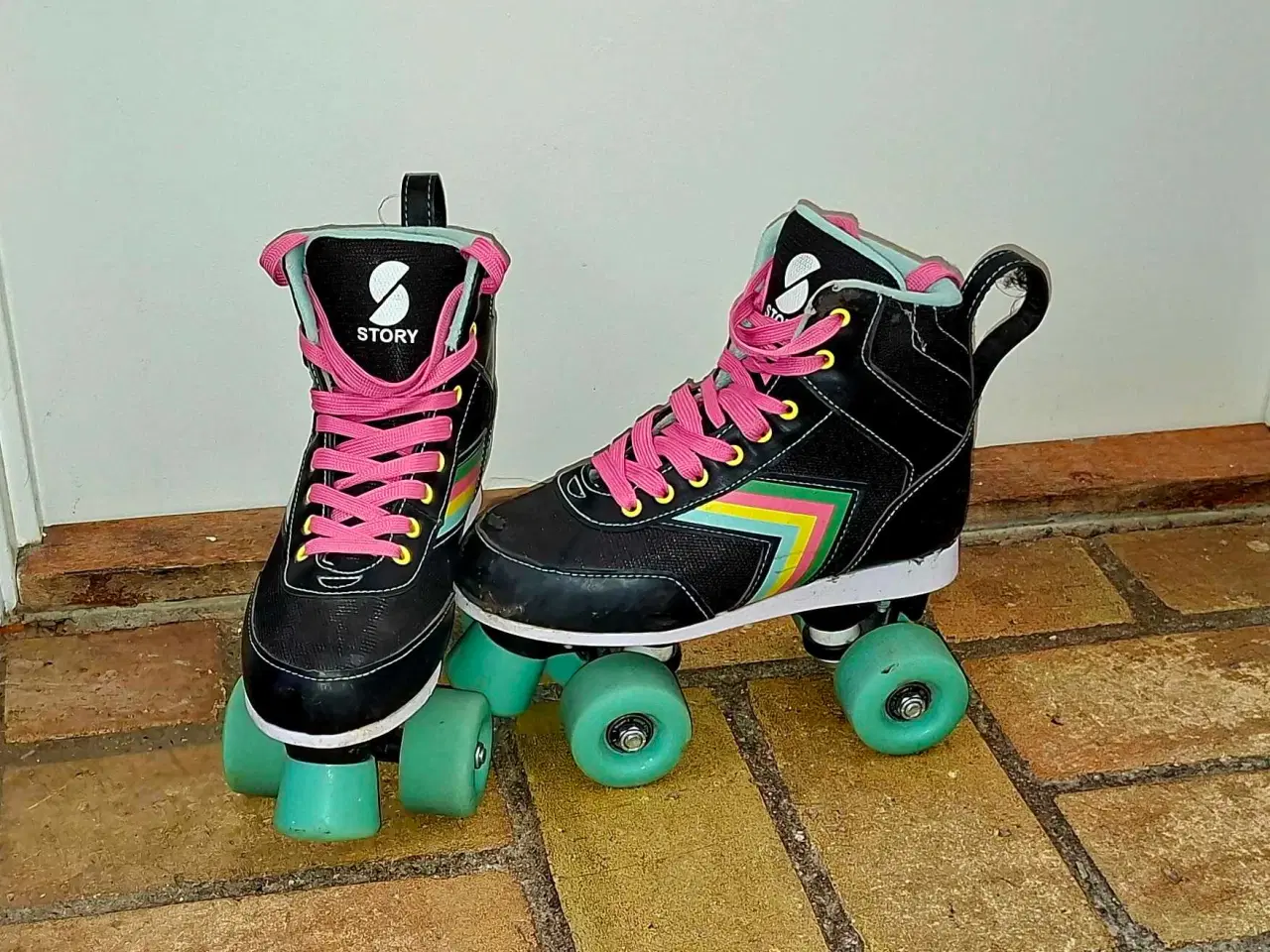 Billede 1 - Story rulleskøjter str 35