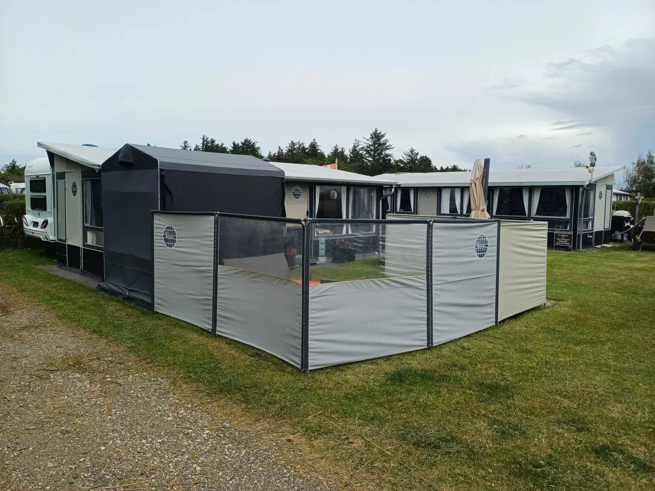 Billede 16 - Campingvogn med Villa fortelt