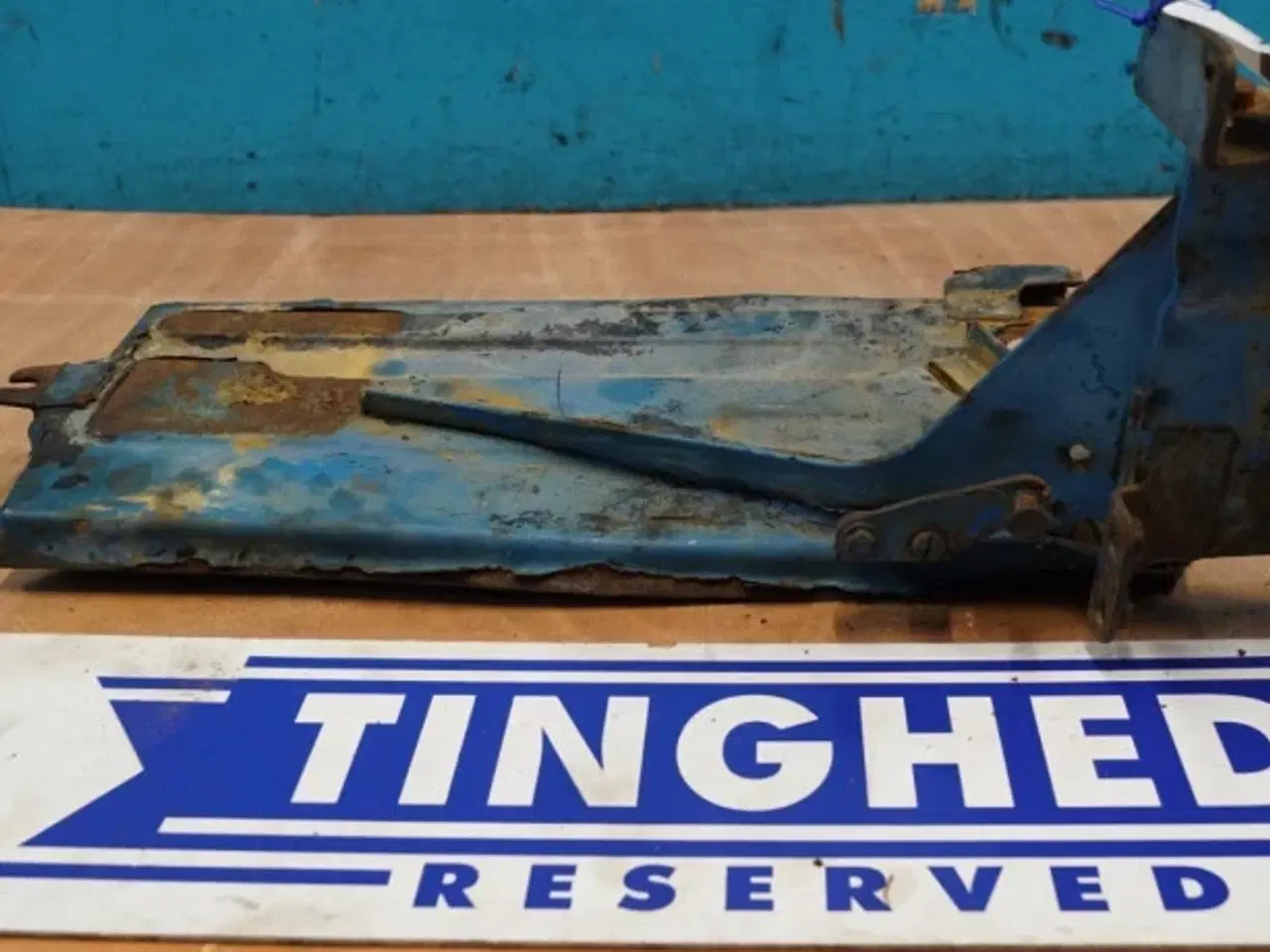 Billede 2 - Ford 4000 Batterikasse