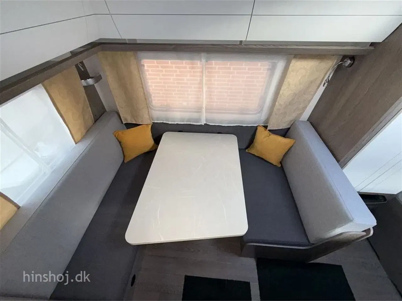 Billede 11 - 2026 - Hobby On Tour 390 SF   Lækker rejsevogn med lav egenvægt fra Hinshøj Caravan A/S