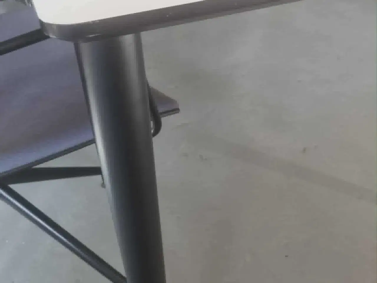 Billede 6 - Snedkergården spisebord næsten ubrugt