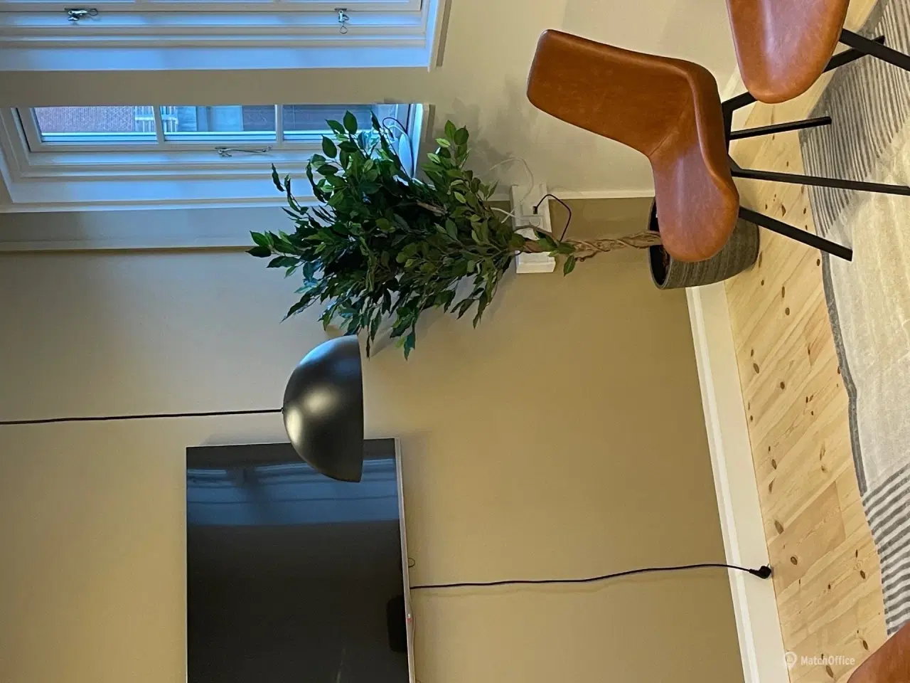 Billede 8 - Kontorlokaler i den gamle banegård