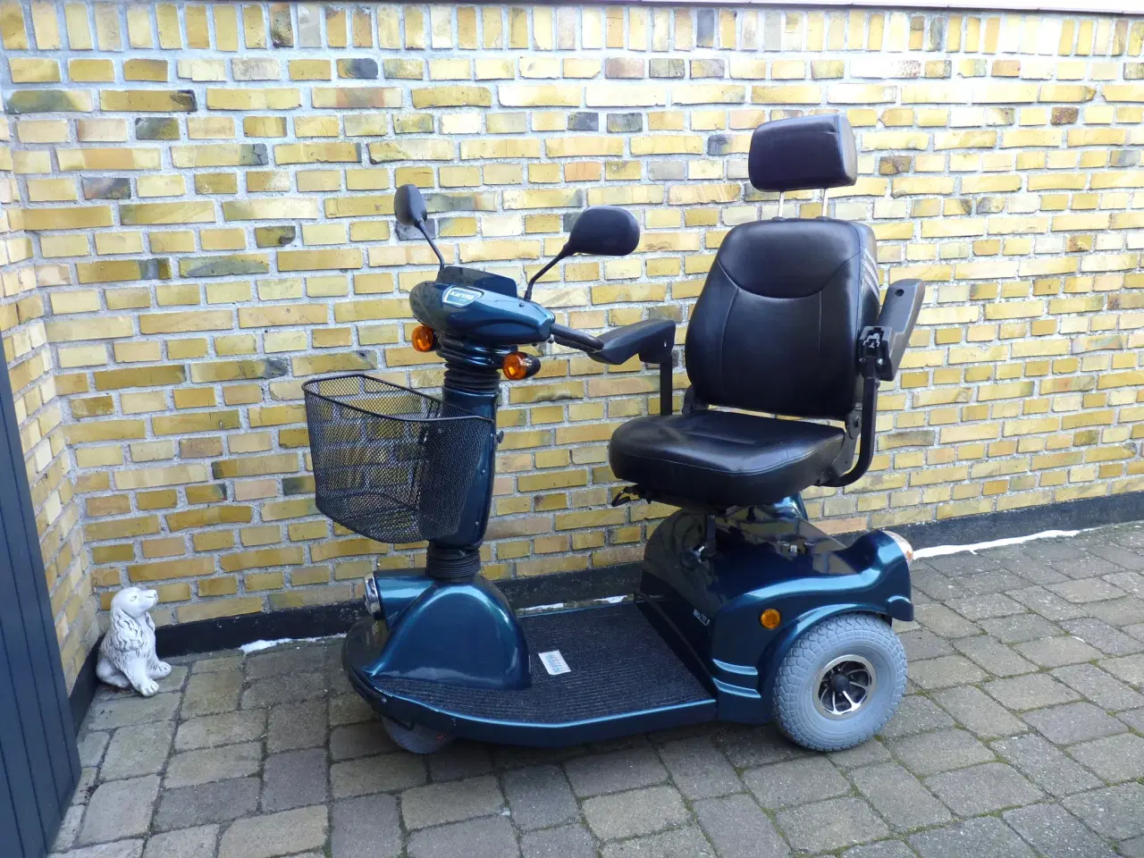 Billede 4 - Karma 737 el scooter med 3 hjul, i god stand.