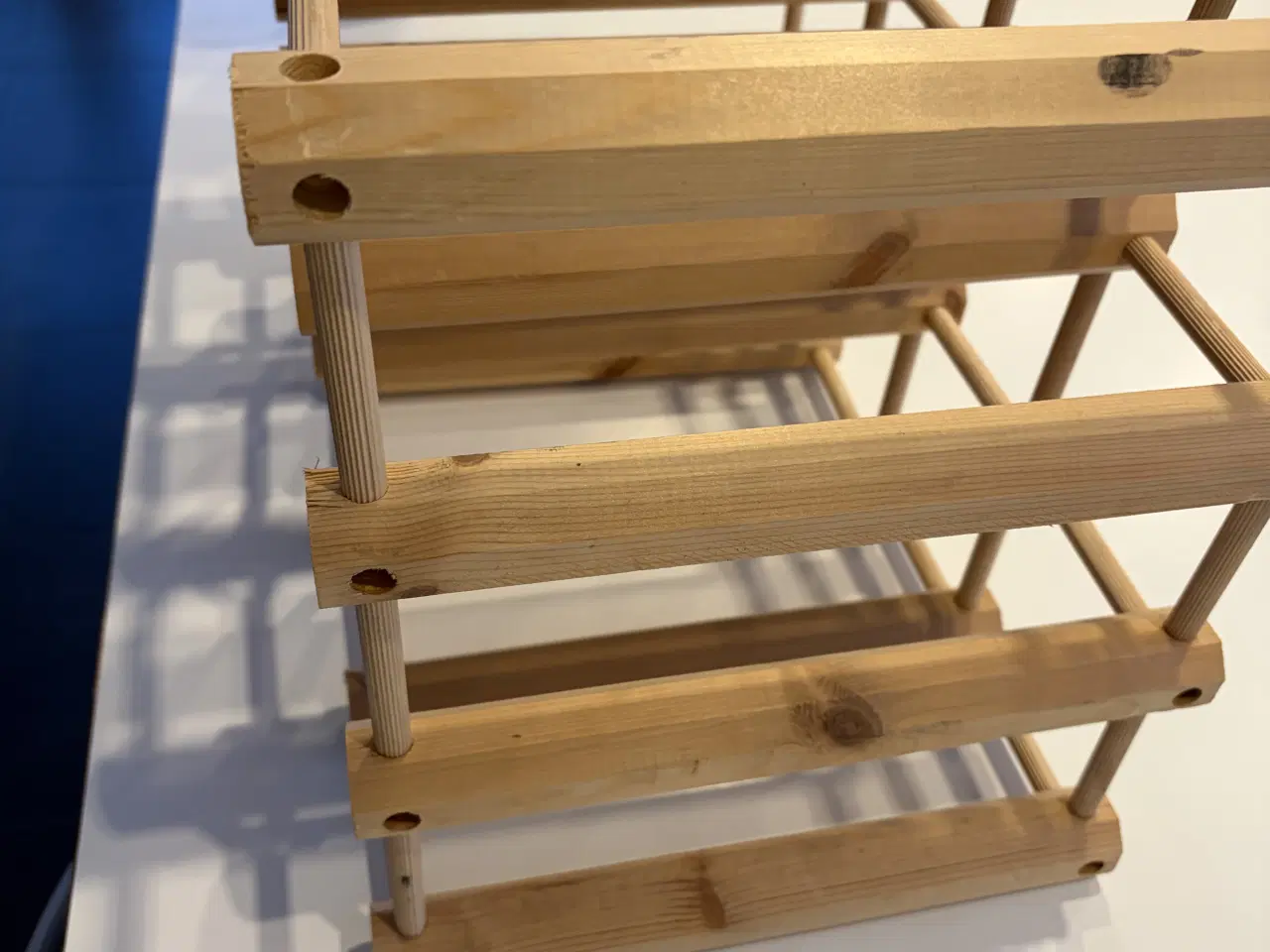 Billede 3 - Vinreol 16 flasker