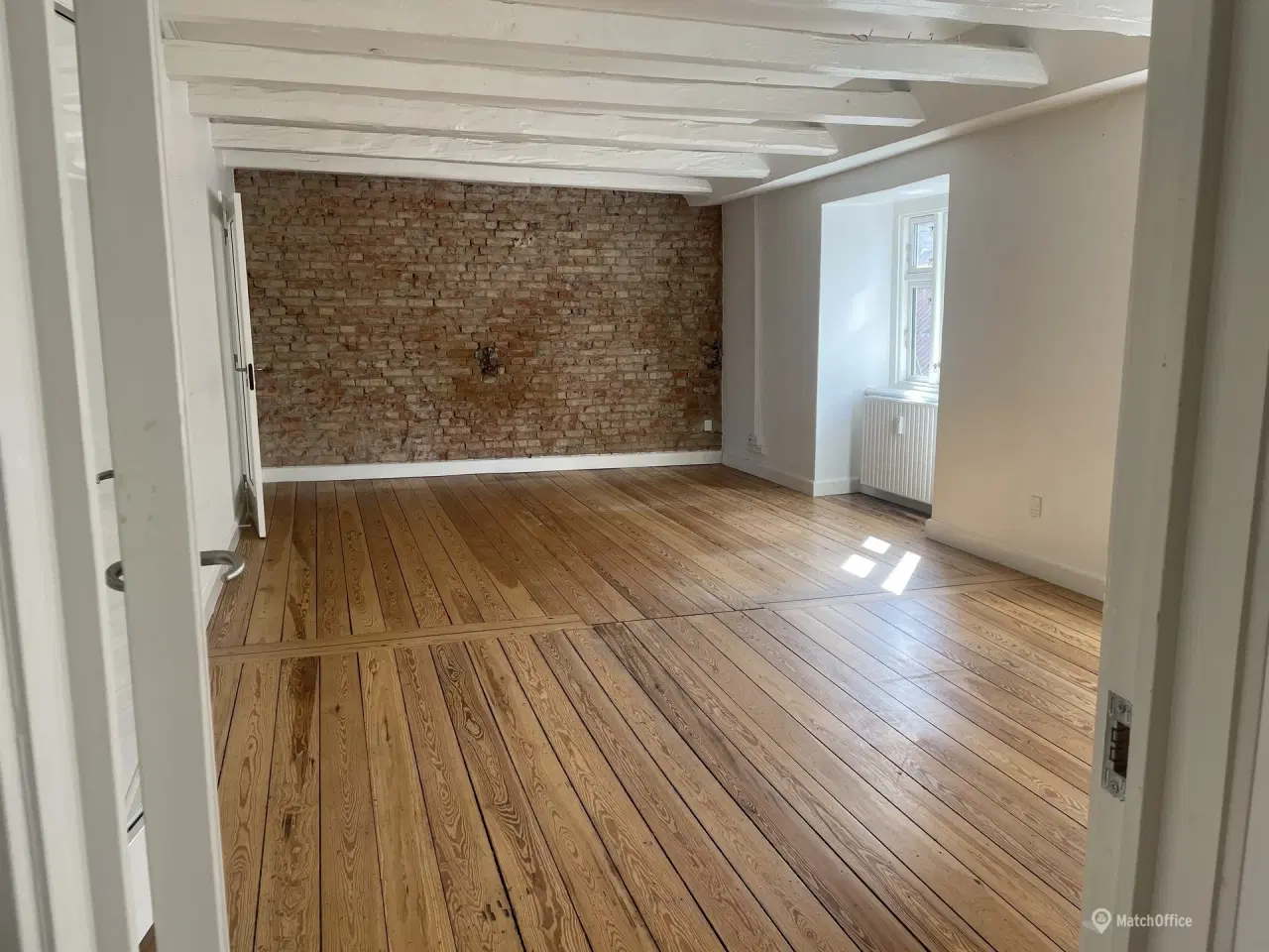 Billede 2 - Stemningsfuldt kontorlejemål i Elvirasminde