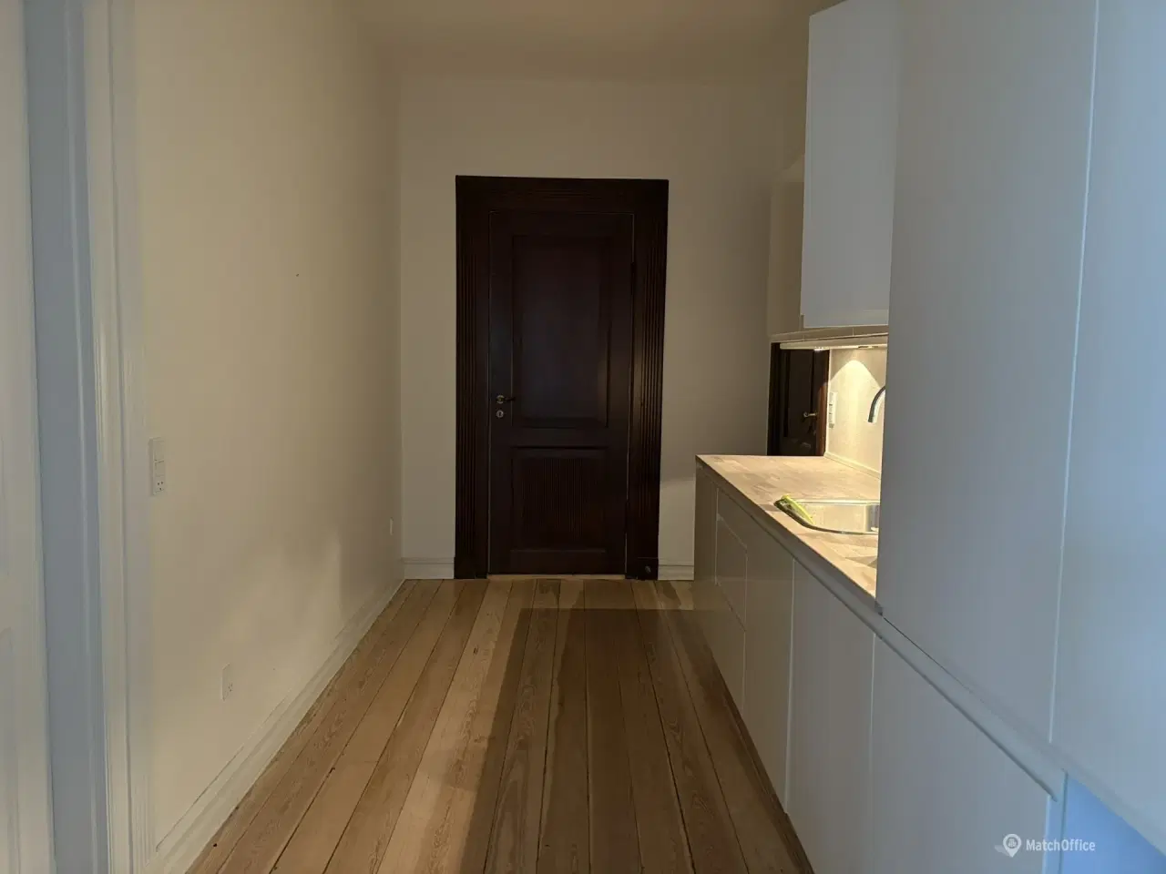 Billede 4 - Flot og lyst kontor i Aarhus Centrum