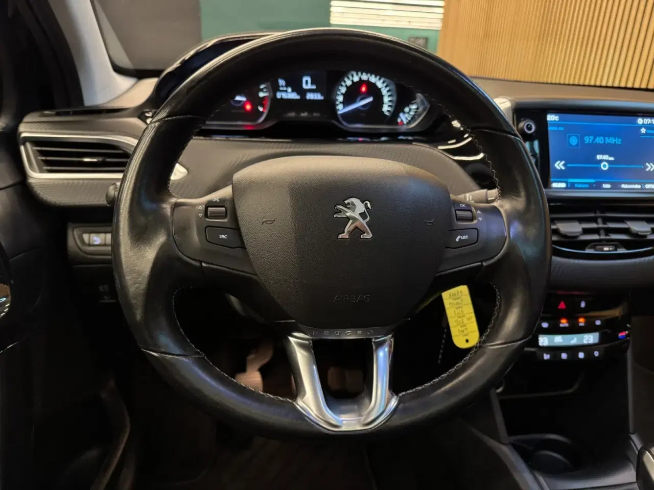 Billede 7 - Peugeot 208 1,2 VTi 82 Signature Sky