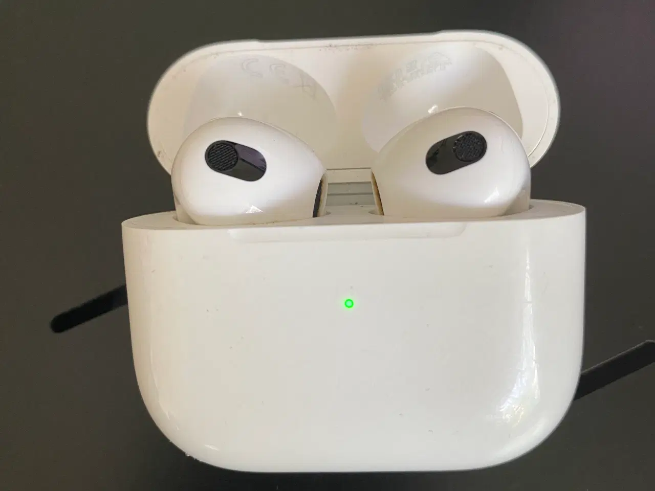 Billede 1 - Apple Airpods 3 holder god strøm