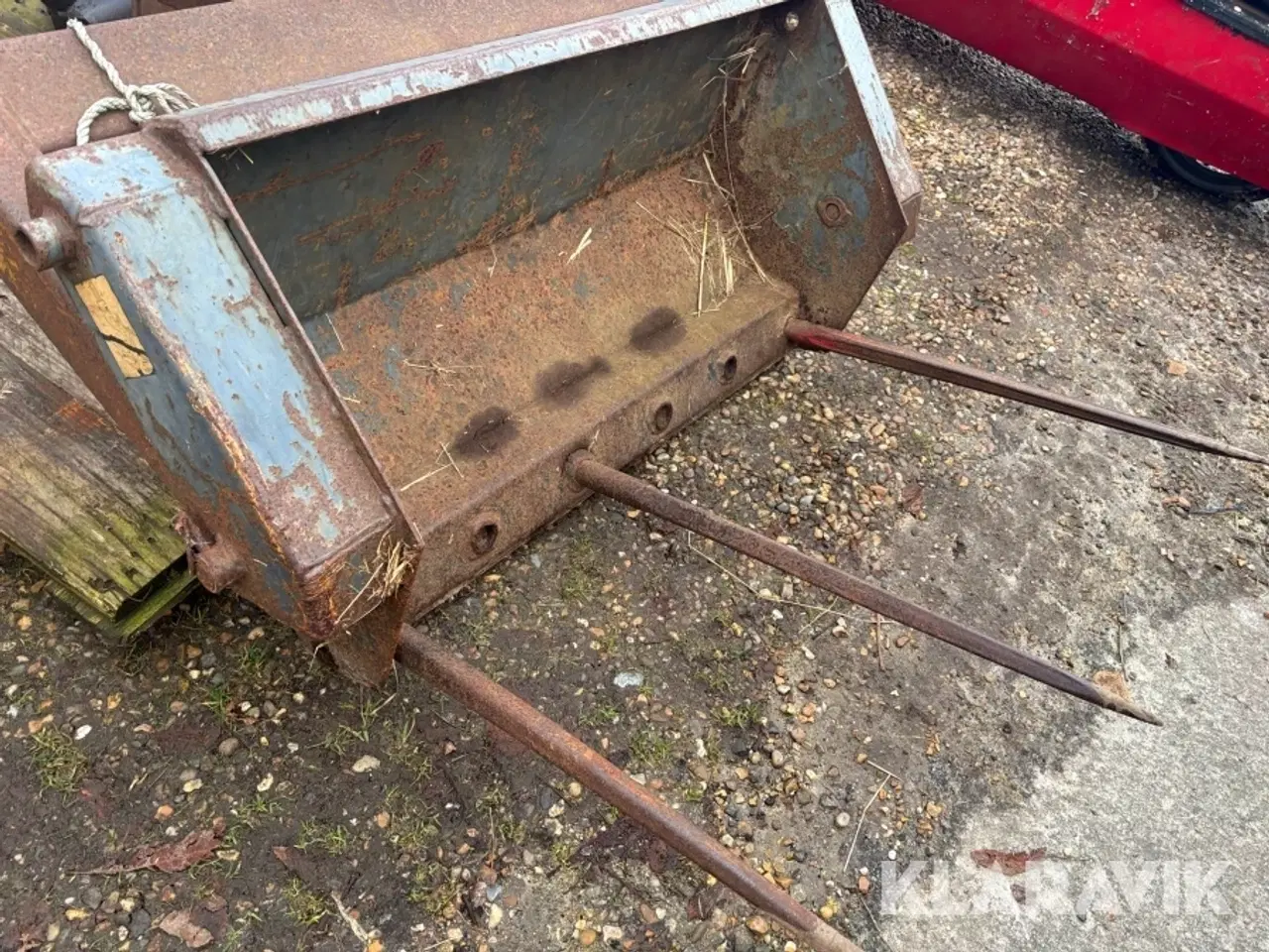 Billede 11 - Frontlæsser med skovl og greb