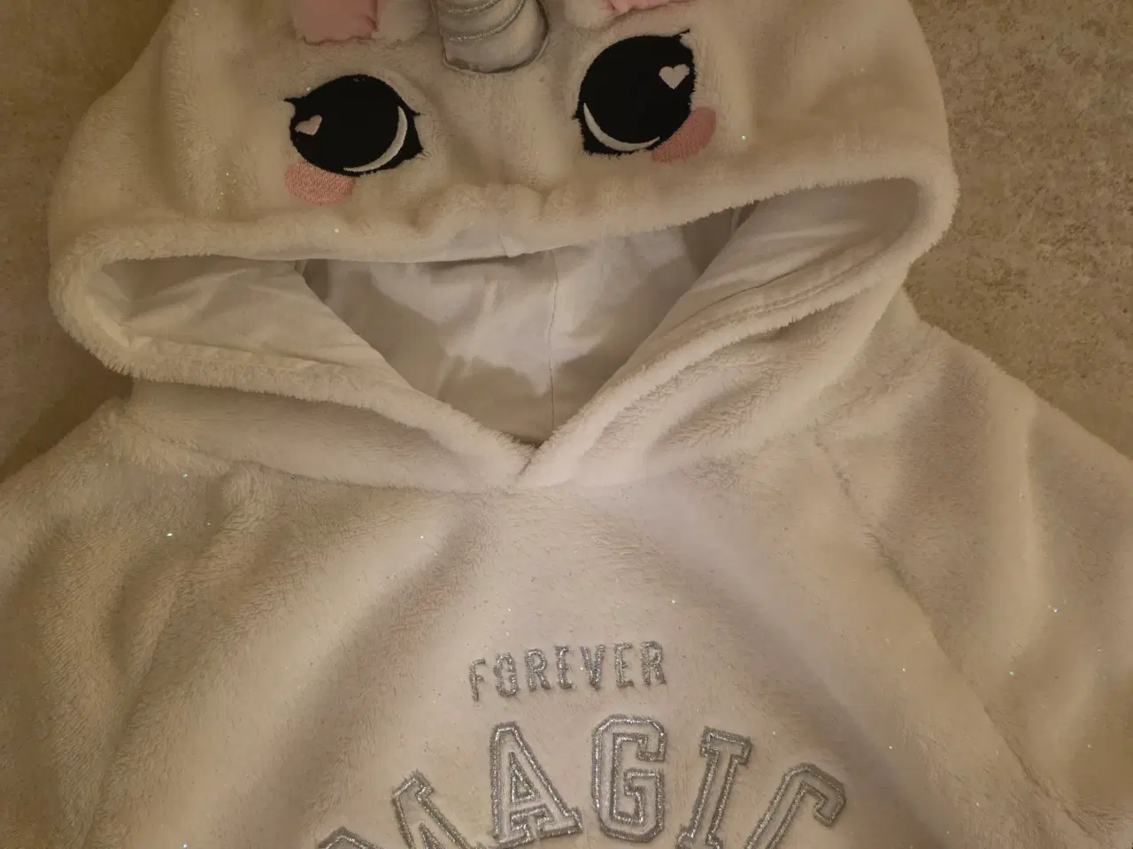 Billede 1 - Trøjer enhjørning, "H&M", str. 134-140 (8-10 år).