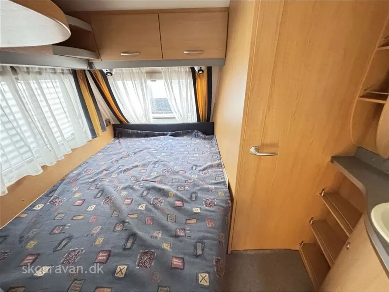 Billede 3 - 2004 - Knaus Südwind 500 FU   Pæn og velholdt campingvogn