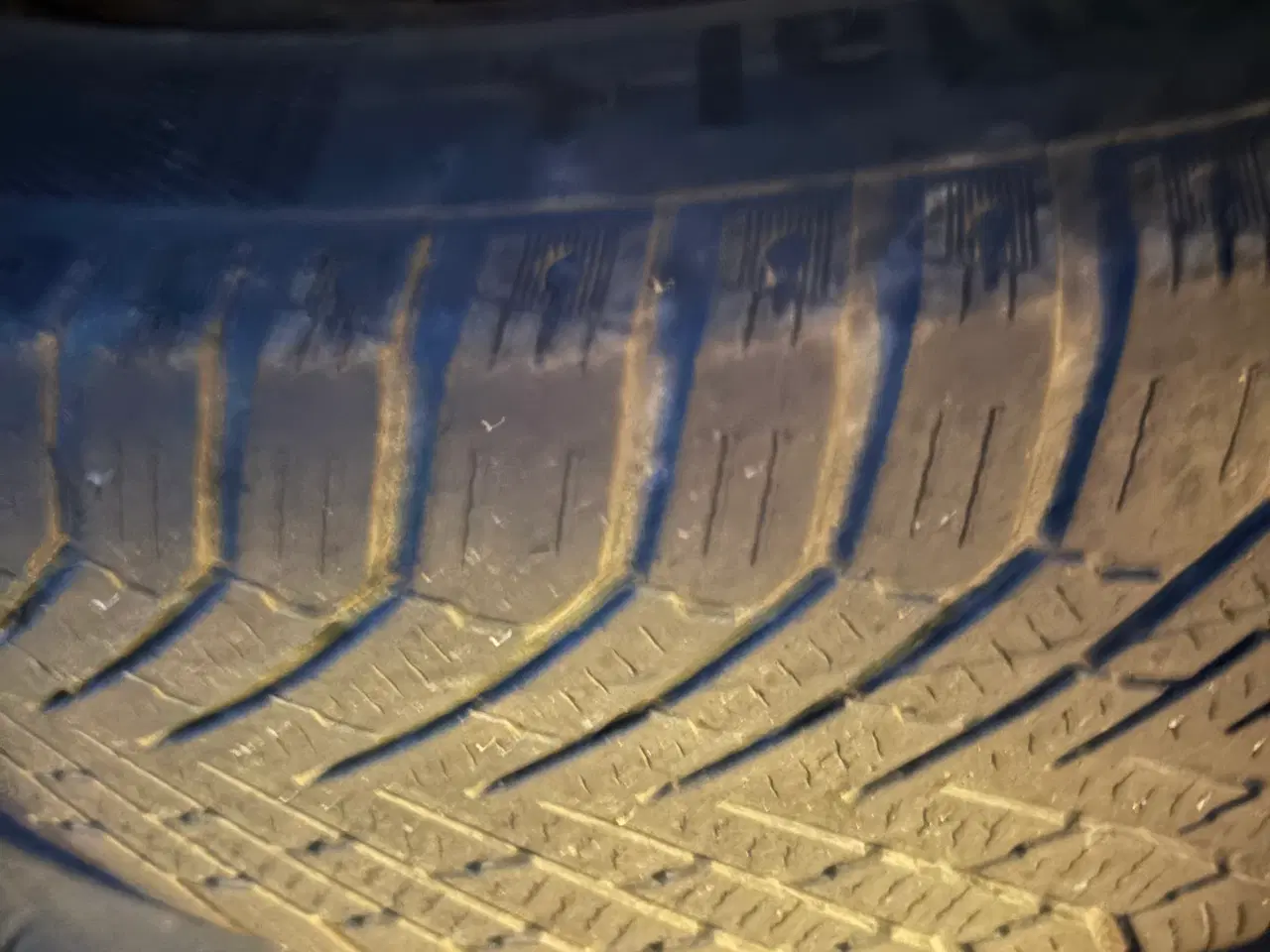 Billede 2 - Stålfælge med vinterdæk til bl.a Suzuki Swift