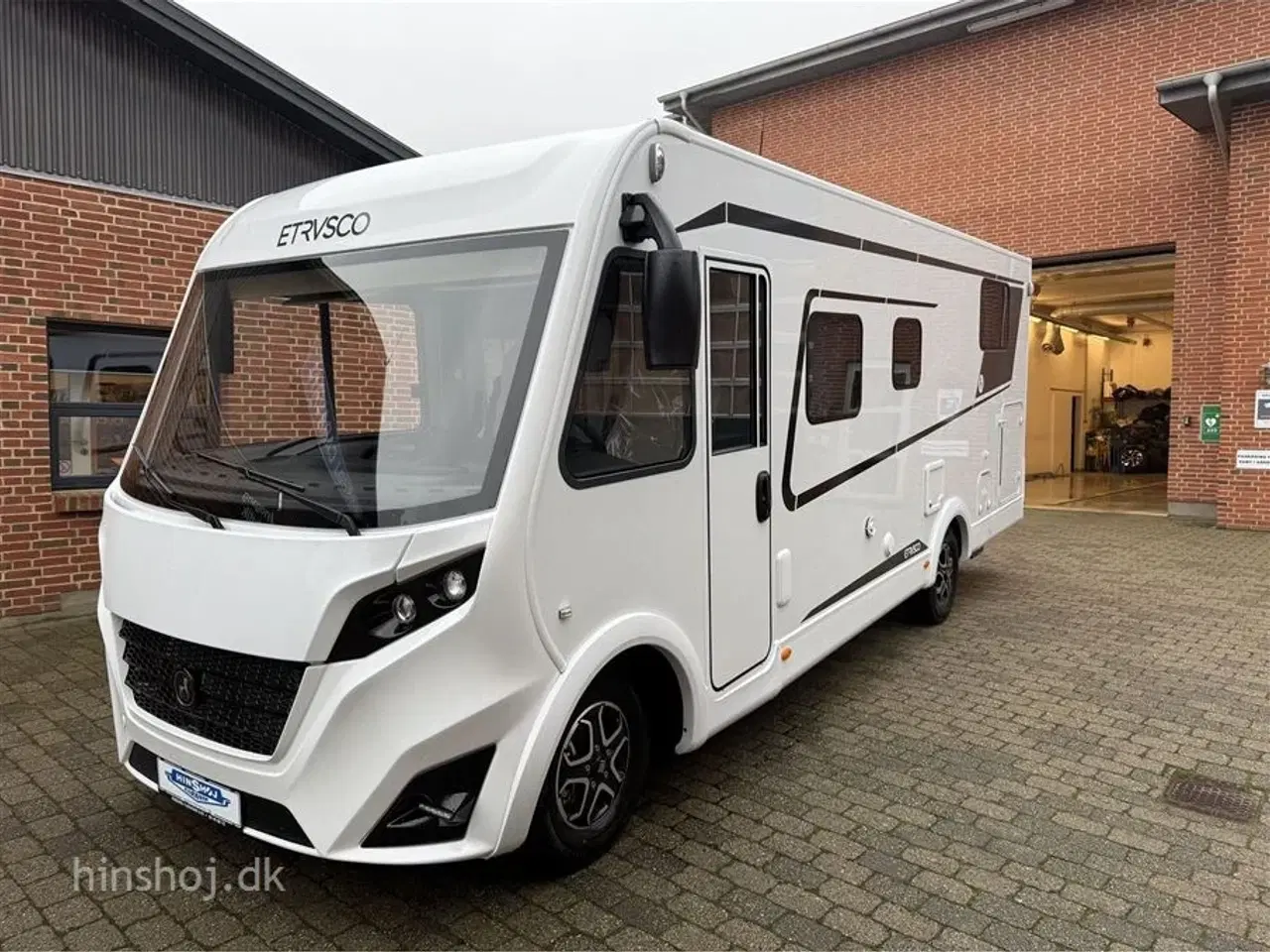 Billede 24 - 2026 - Etrusco I 7400 SBC Scandic Edition Etrusco by Hymer er Italiensk Elegance og Komfort fra Hinshøj Caravan