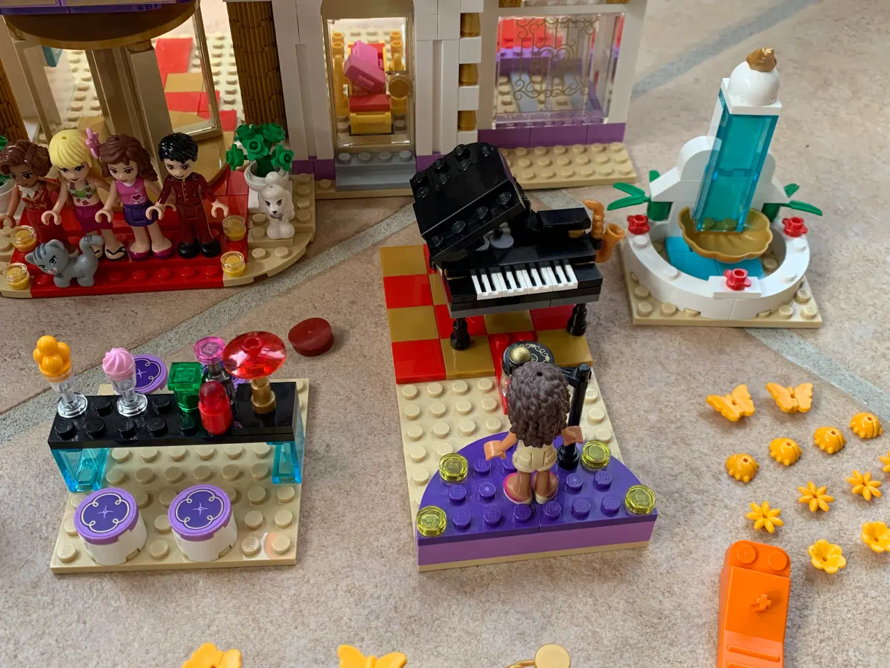 Billede 5 - Lego Friends 41101 Grand Hotel 