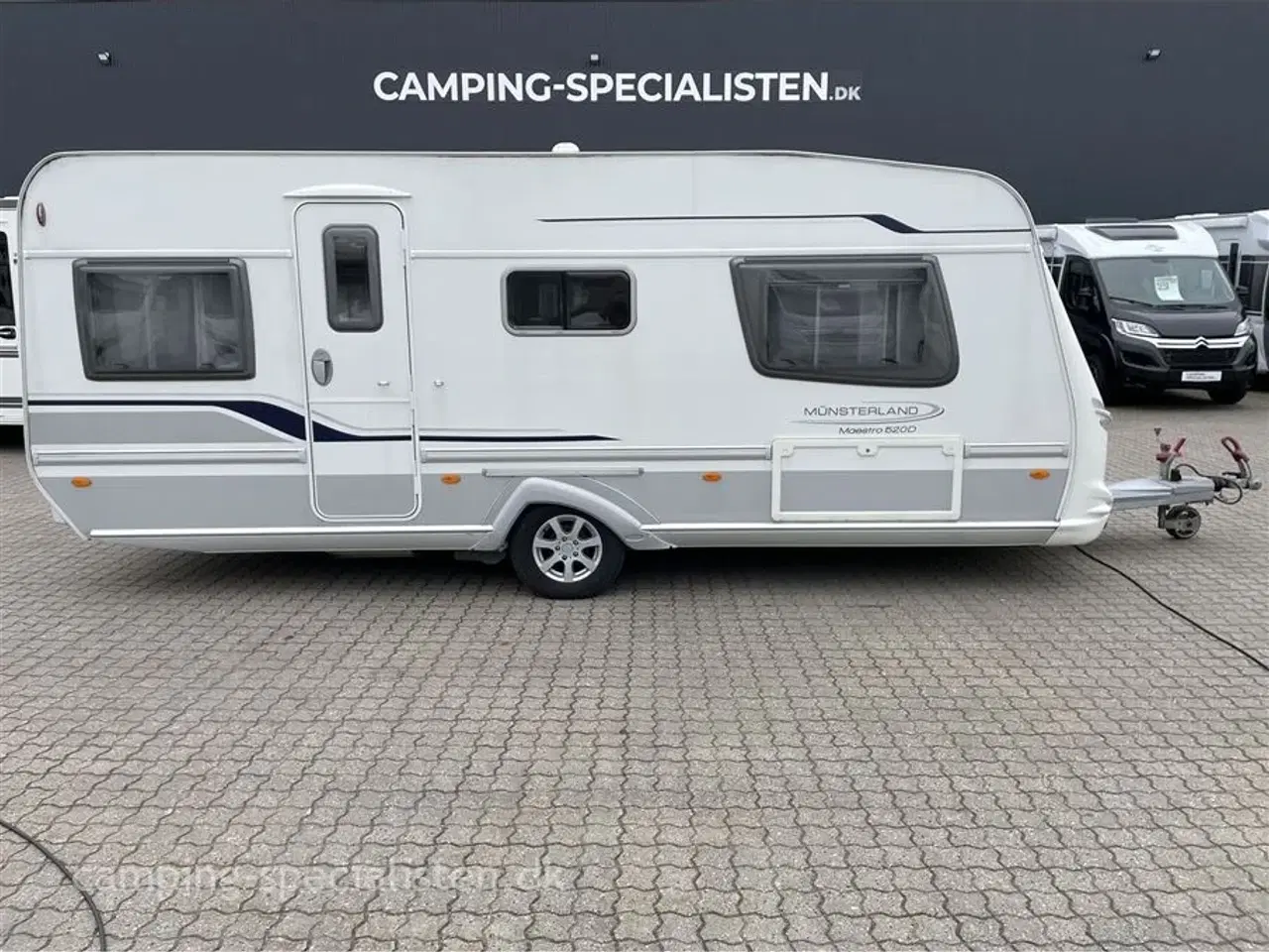 Billede 1 - 2009 - LMC Maestro 520 D   Pæn og velholdt LMC Maestro 520 D fra 2009 - Først taget i brug i 2012 - Kan nu opleves hos Camping-Specialisten i Silkeborg