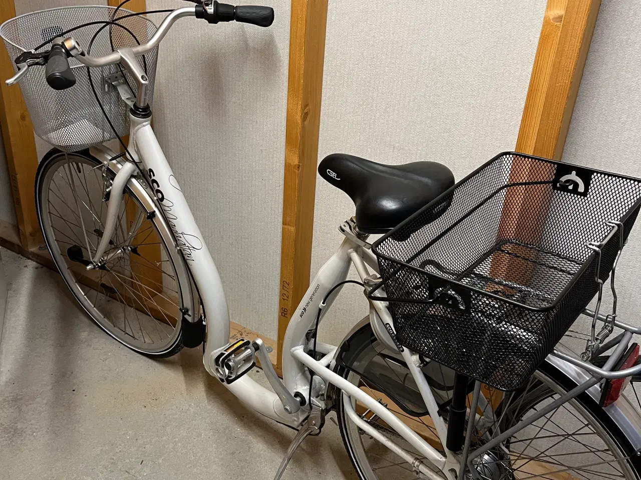 Billede 2 - Flot Cykel Sco damecykel  med lav indstigning .