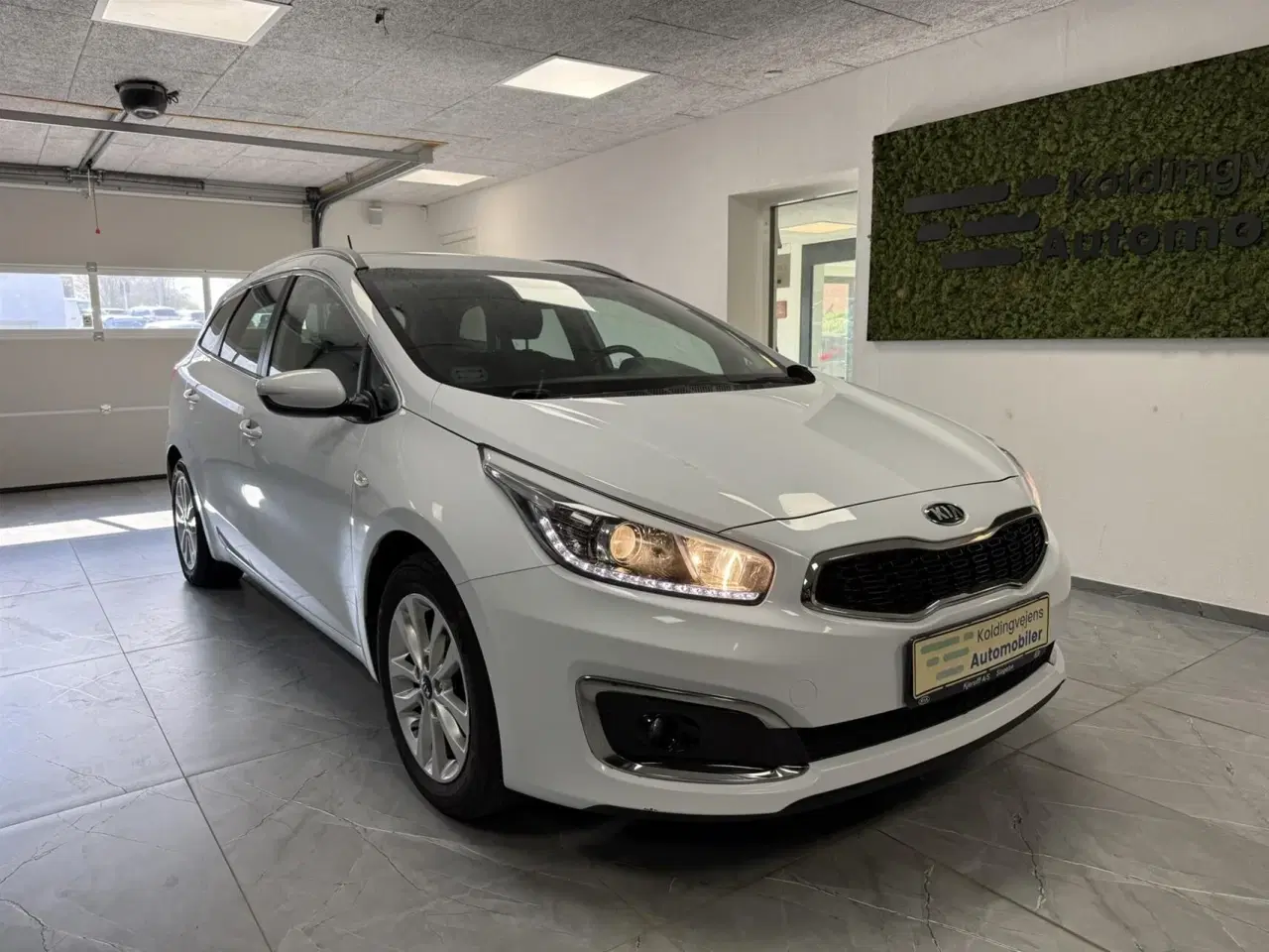 Billede 1 - Kia Ceed SW 1,6 CRDI Attraction DCT 136HK Stc 7g Aut.