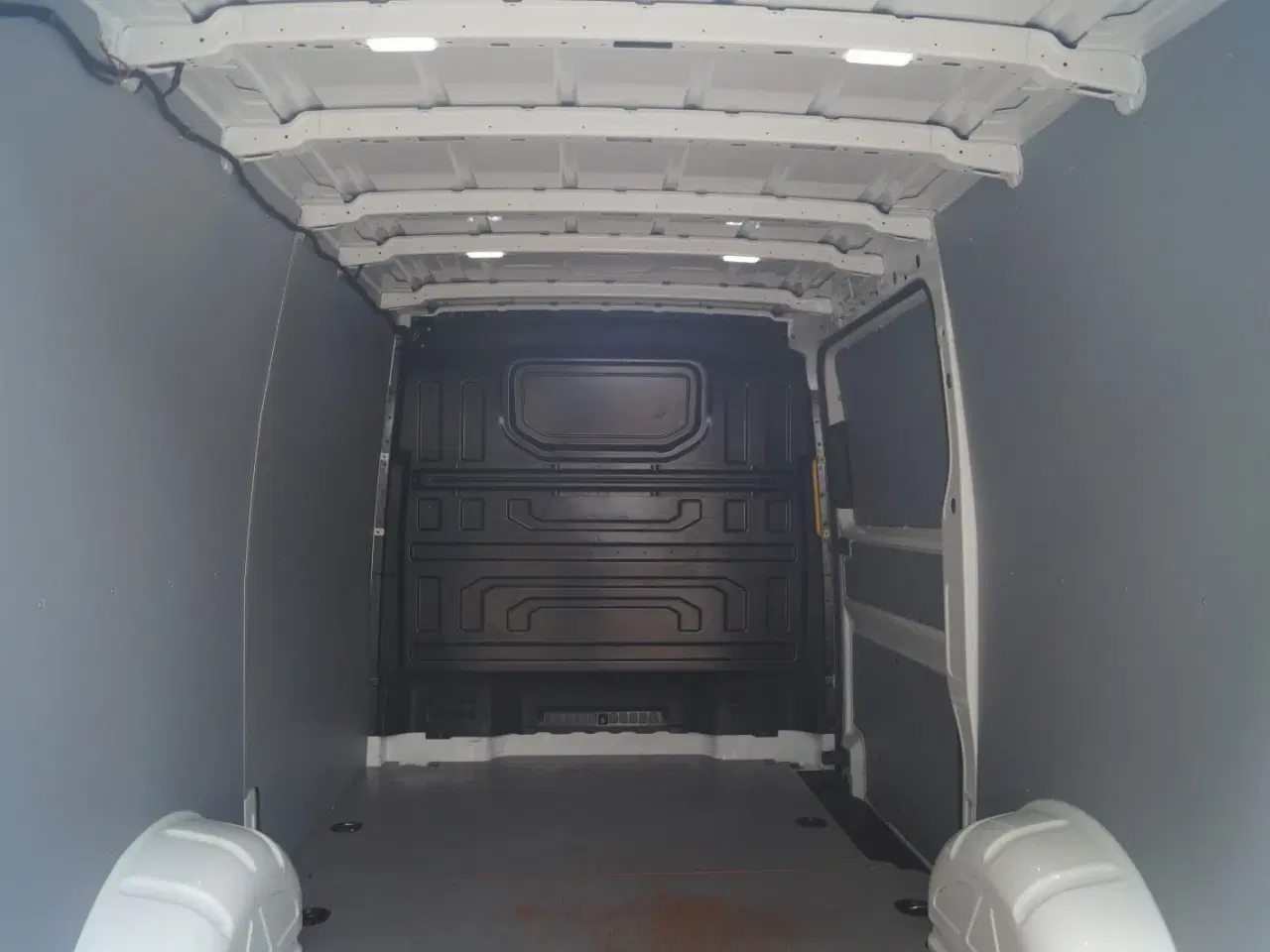 Billede 16 - VW Crafter 30 2,0 TDi 102 Kassevogn L3H2