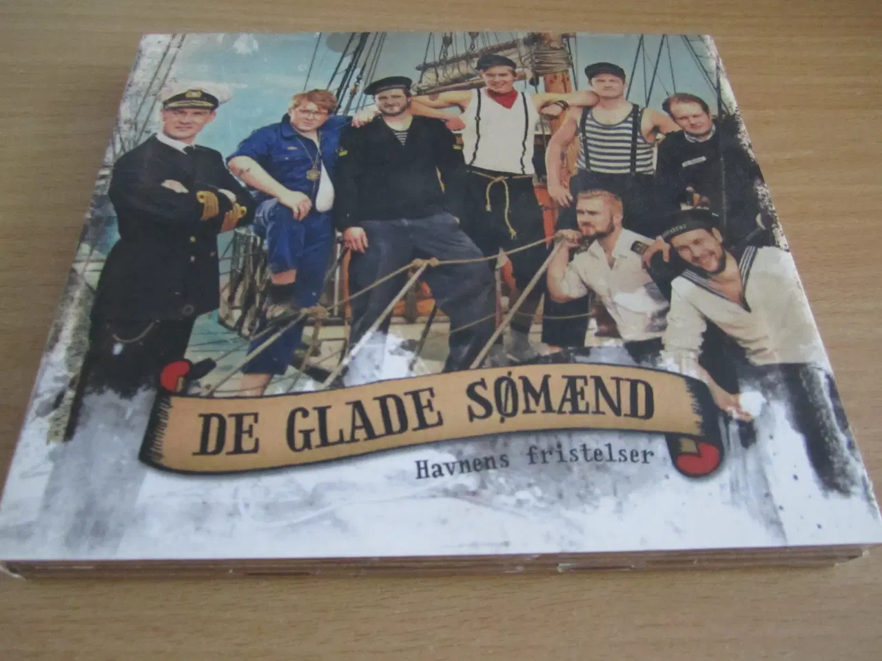 Billede 1 - DE GLADE SØMÆND. Cd + Dvd.