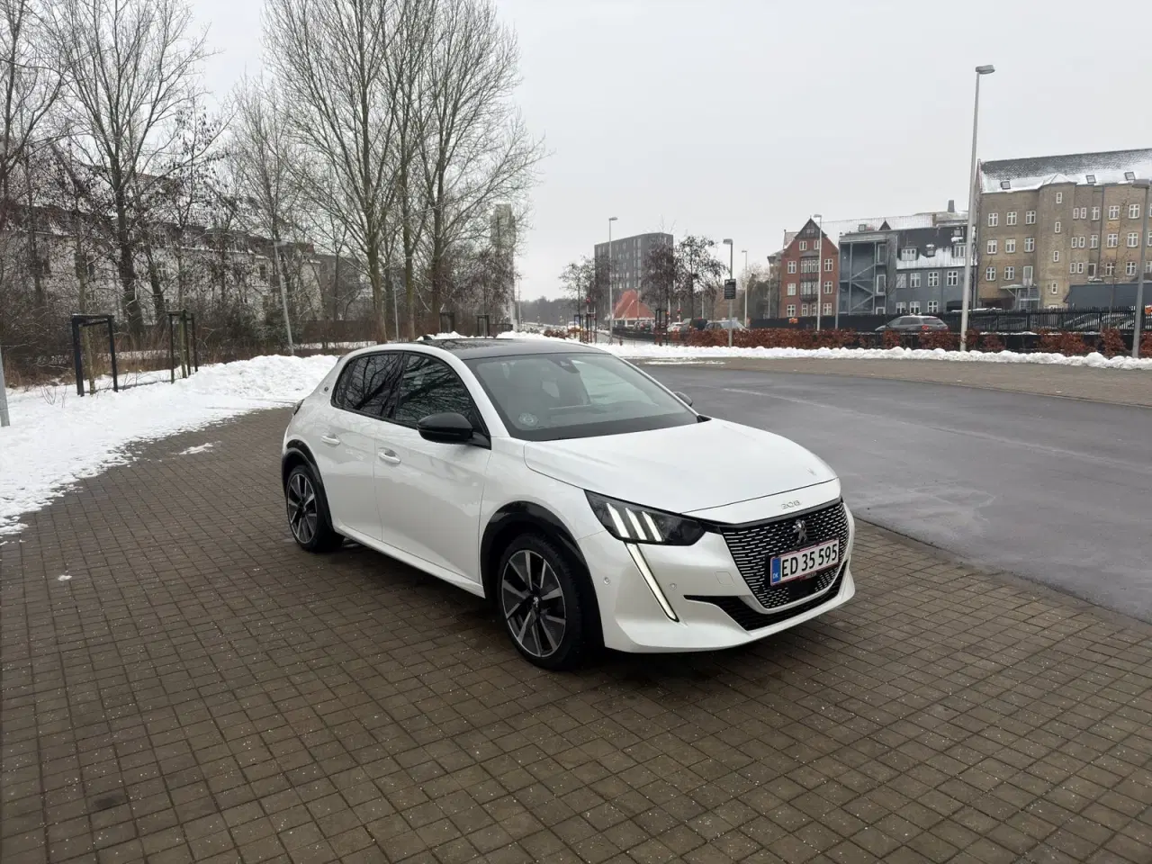Billede 3 - Peugeot e-208 50 GT Pack