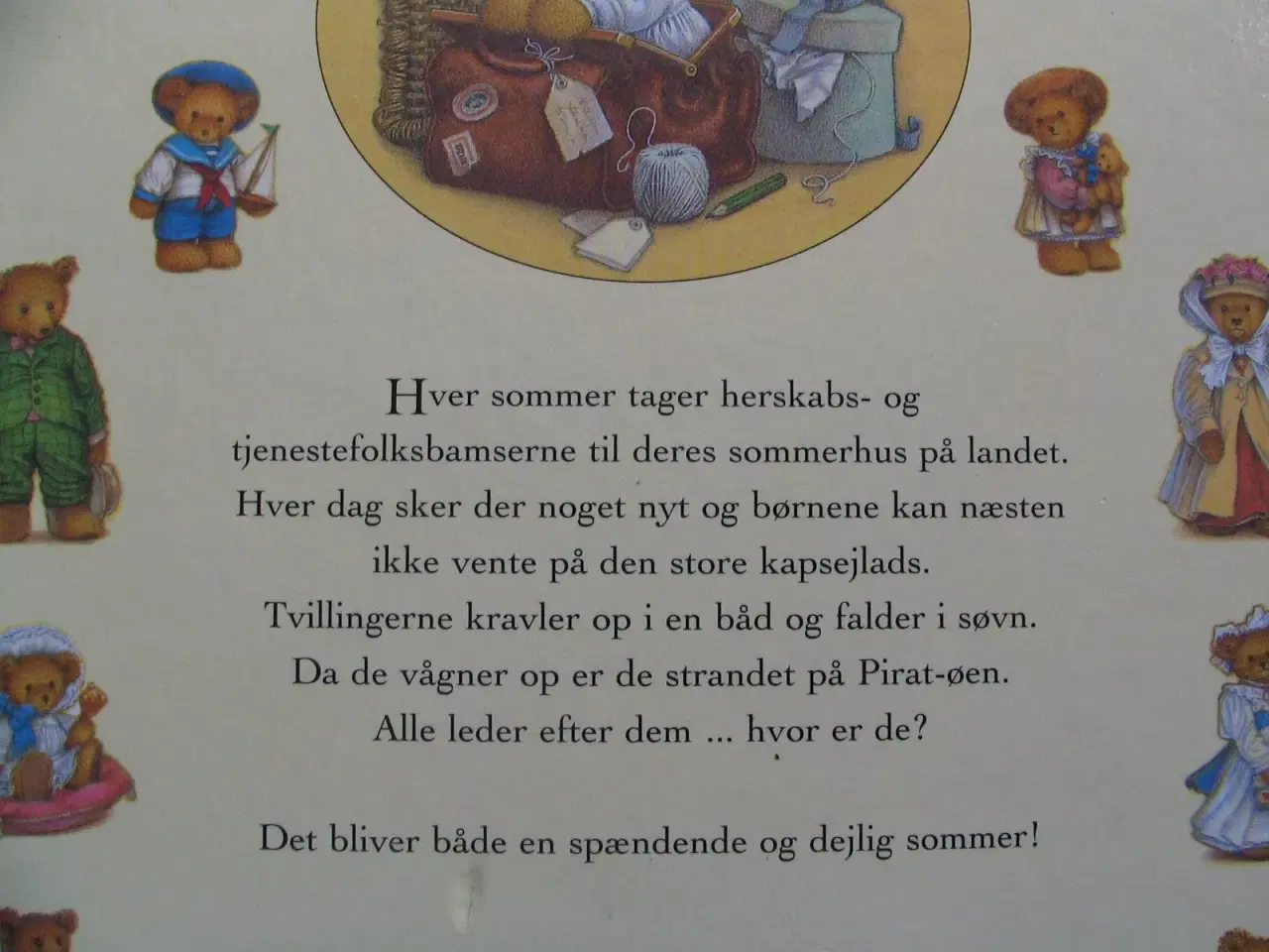 Billede 7 - Herskabs- og tjenestefolksbamser på sommerferie