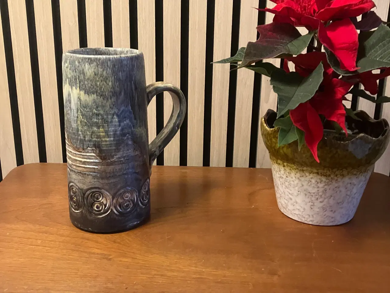 Billede 1 - Keramik vase af Birte Vedel Howard i flotte farver